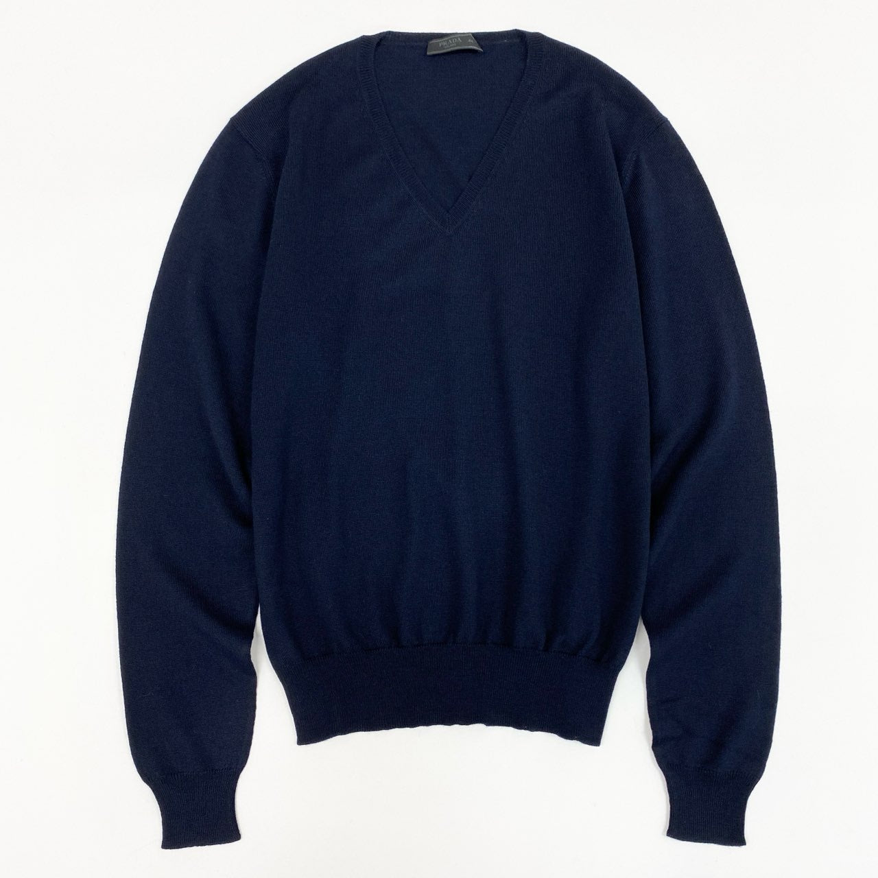 34k28⑨ 《極美品》 PRADA プラダ イタリア製 Vネック ニットセーター ウールニット ヴァージンウール ロングスリーブ 長袖 DNA386 507 44 ネイビー ウール100