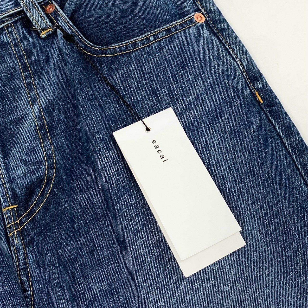 40h24 《新品保管品》sacai サカイ BELTED STRAIGHT DENIM PANTS ベルテッドデニムパンツ ストレートデニムパンツ 23SS 23-3020M 1サイズ インディゴ メンズ 男性用k02i