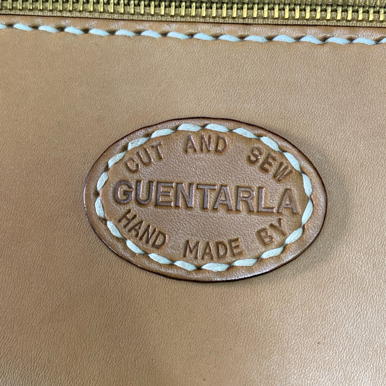 Eb10 GUENTARLA ゲンターラ レザーショルダーバッグ ミニバッグ ステッチデザイン◎ オールレザー leather レディース キャメル 本革