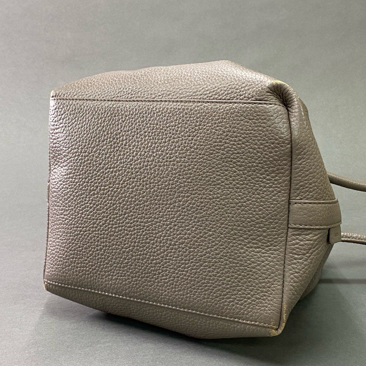 Fc6 VASIC ヴァジック Bond Mini 巾着バッグ グレー レザー Hand Bag ハンドバッグ ショルダー カバン