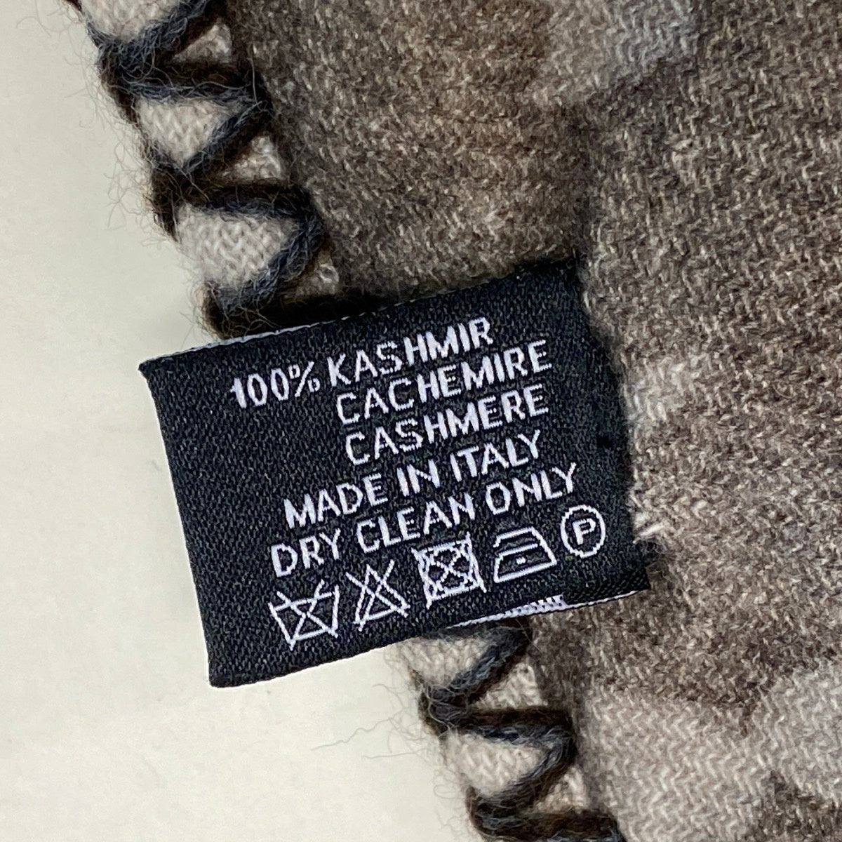 i13 CHANEL シャネル 15A ココハート 大判カシミヤマフラー CC Heart Cashmere Large Muffler カシミヤ100% ストールt18r