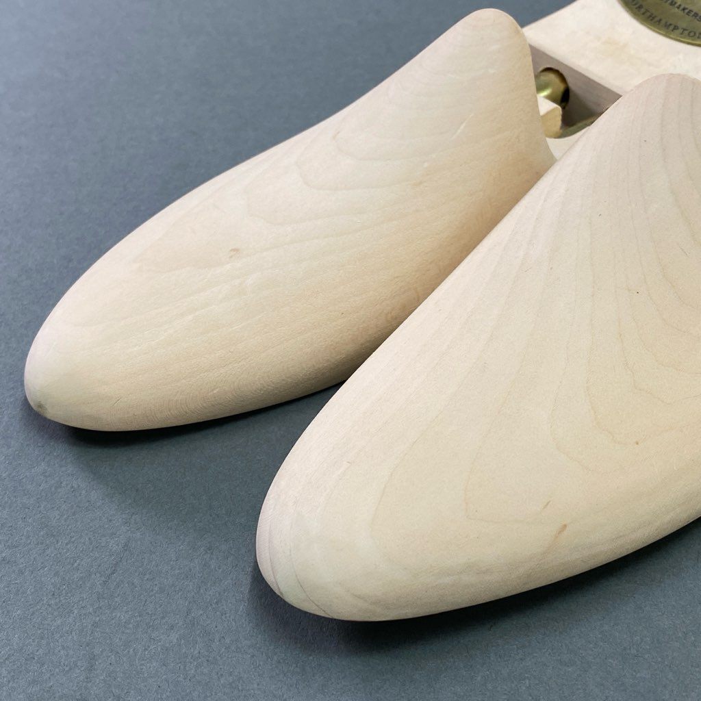 2d8-1 EDWARD GREEN エドワードグリーン ウッドシューツリー 全長約26.5cm ナチュラル 木製 シューズキーパー ビジネス