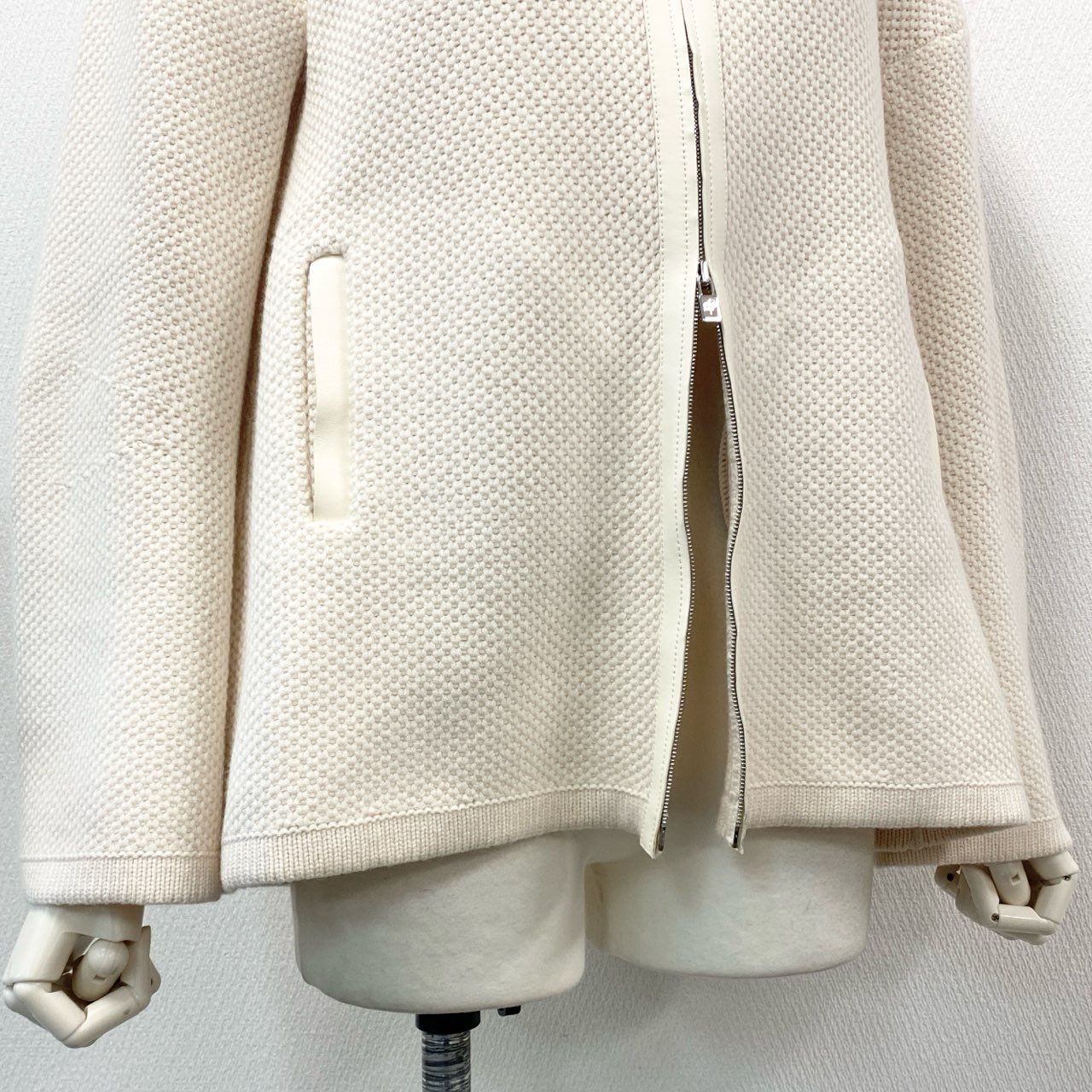 1l14 【極美品】 Loro Piana ロロピアーナ ショールカラー ベビーカシミヤ100% レザーパイピング ローゲージニットカーディガン サイズ38 クリーム ジップカーディガン レディース