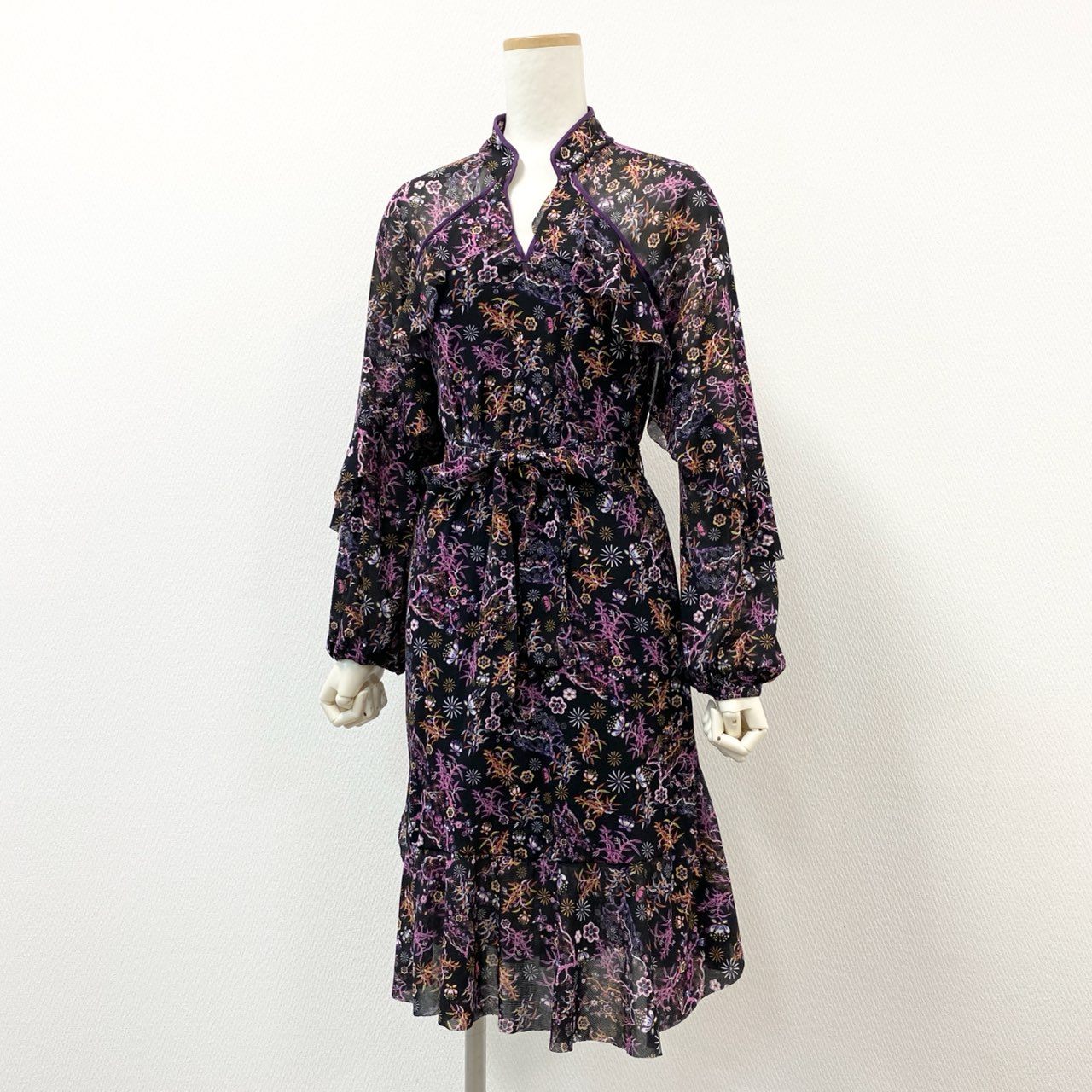 19f11 VIVIENNE TAM ヴィヴィアンタム パワーネットワンピース ドレス 長袖ワンピース 薄手 総柄ワンピース 花柄 レディース 女性用 10276140 40 ブラック ナイロン100%