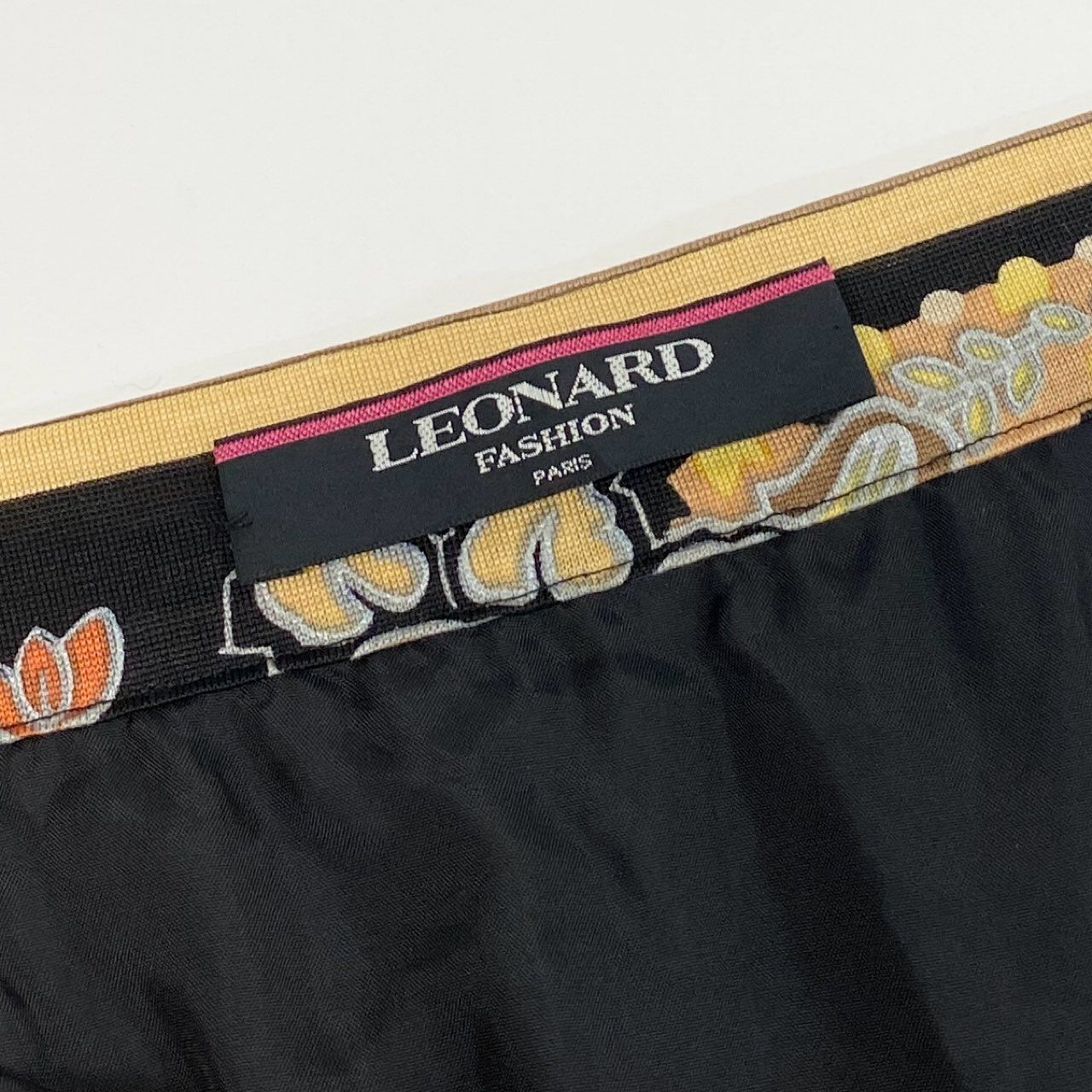 68j15 LEONARD レオナール フレアスカート 総柄スカート ウールシルク 花柄 ペイズリー 80サイズ マルチカラー レディースu02t