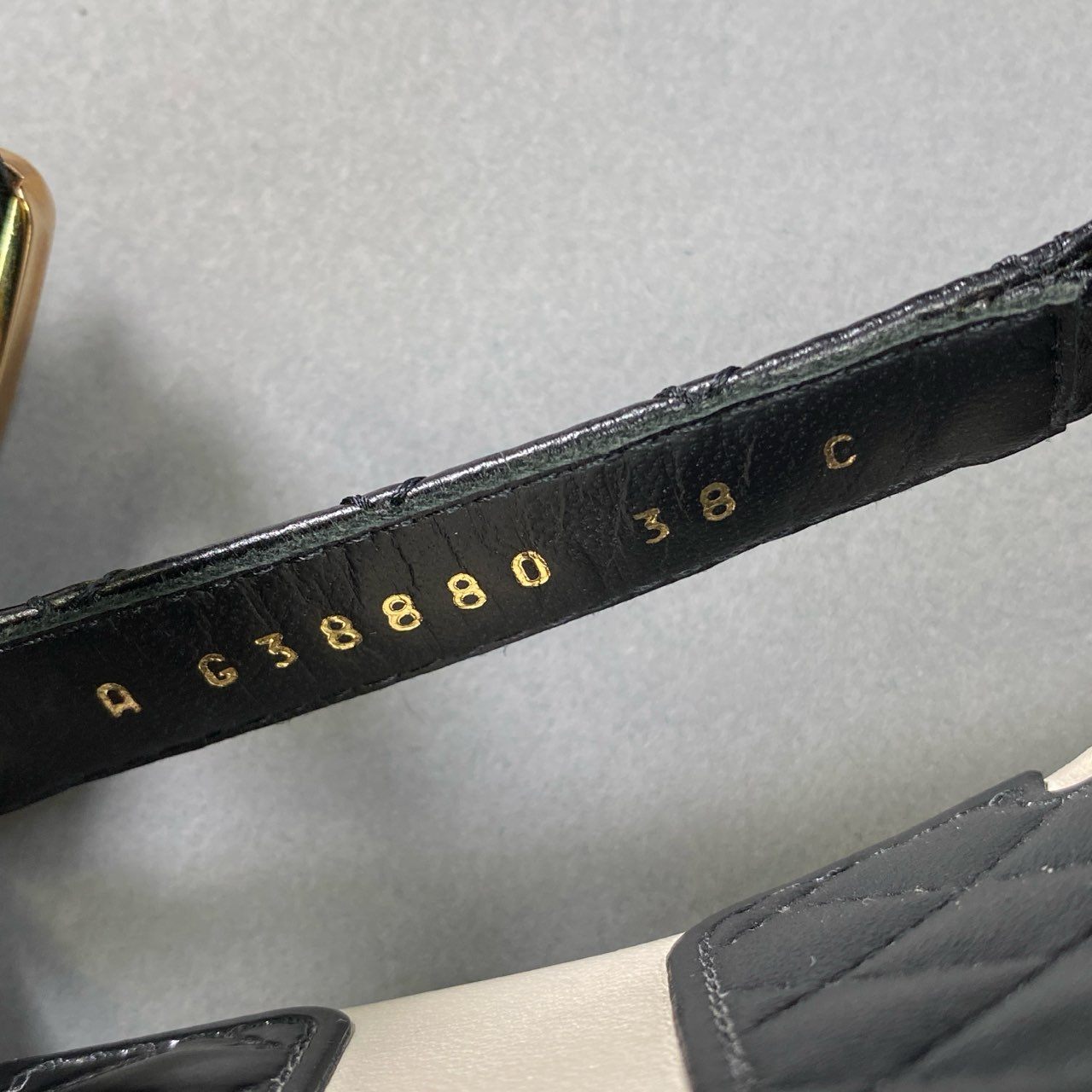 1i4 《美品》 CHANEL シャネル ココマーク マトラッセ 厚底サンダル G38880 38C ブラック ホワイト シューズ 即完売品 MATELASSE SANDALt18r