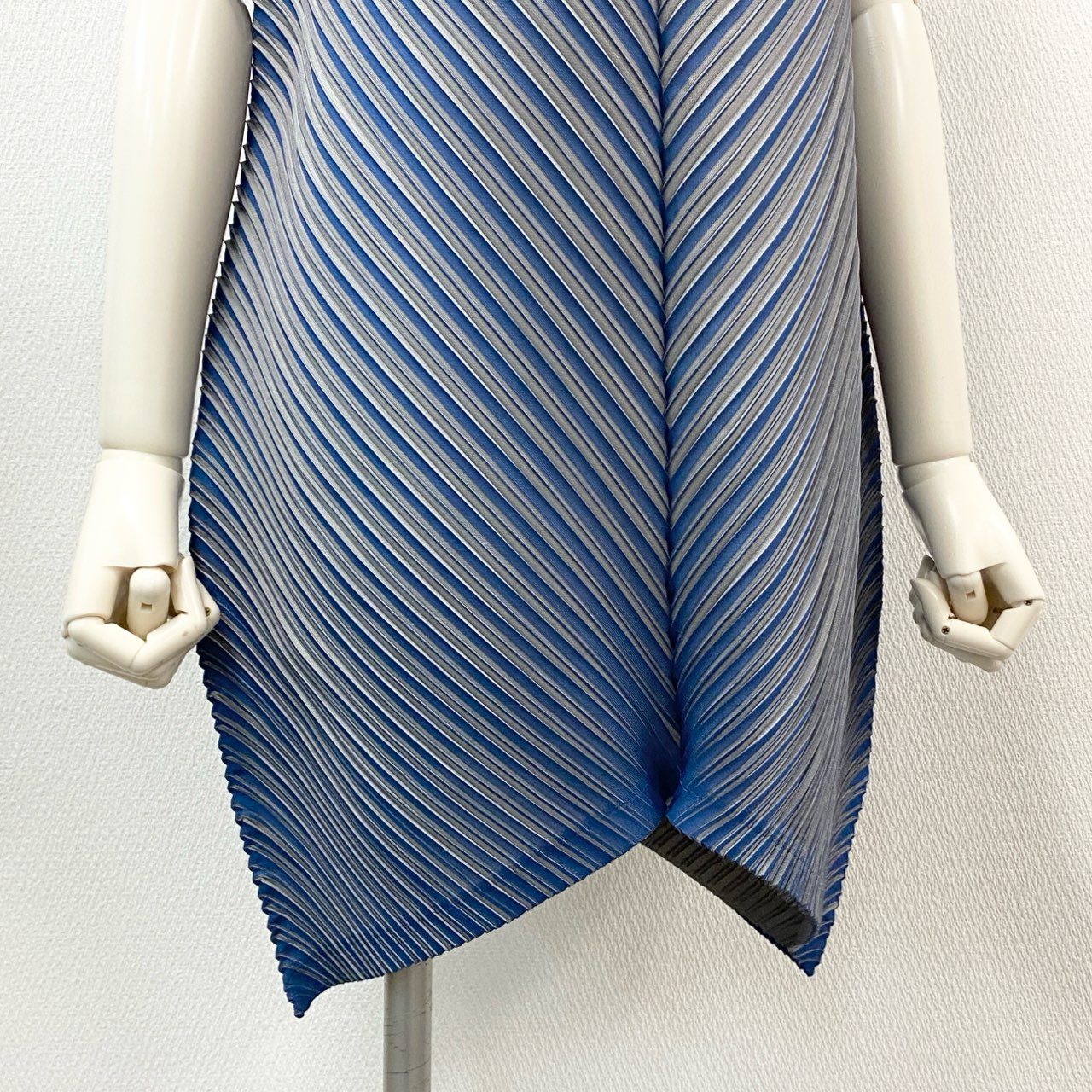 3a27 PLEATS PLEASE ISSEY MIYAKE プリーツプリーズ イッセイミヤケ ノースリーブワンピース チュニック トップス プルオーバー PP43-JT725 3 ブルー 日本製