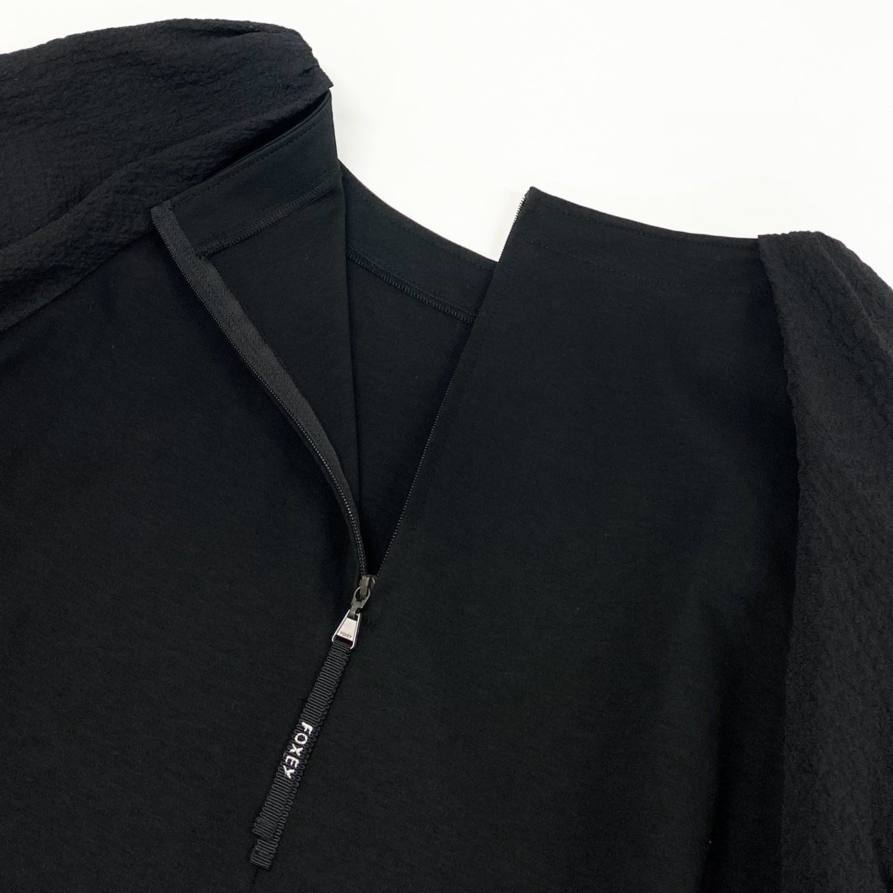 42a23 《美品》 FOXEY NEW YORK フォクシー ニューヨーク PLISSE TOP カットソー Tシャツ 42991 38 ブラック 日本製 夏