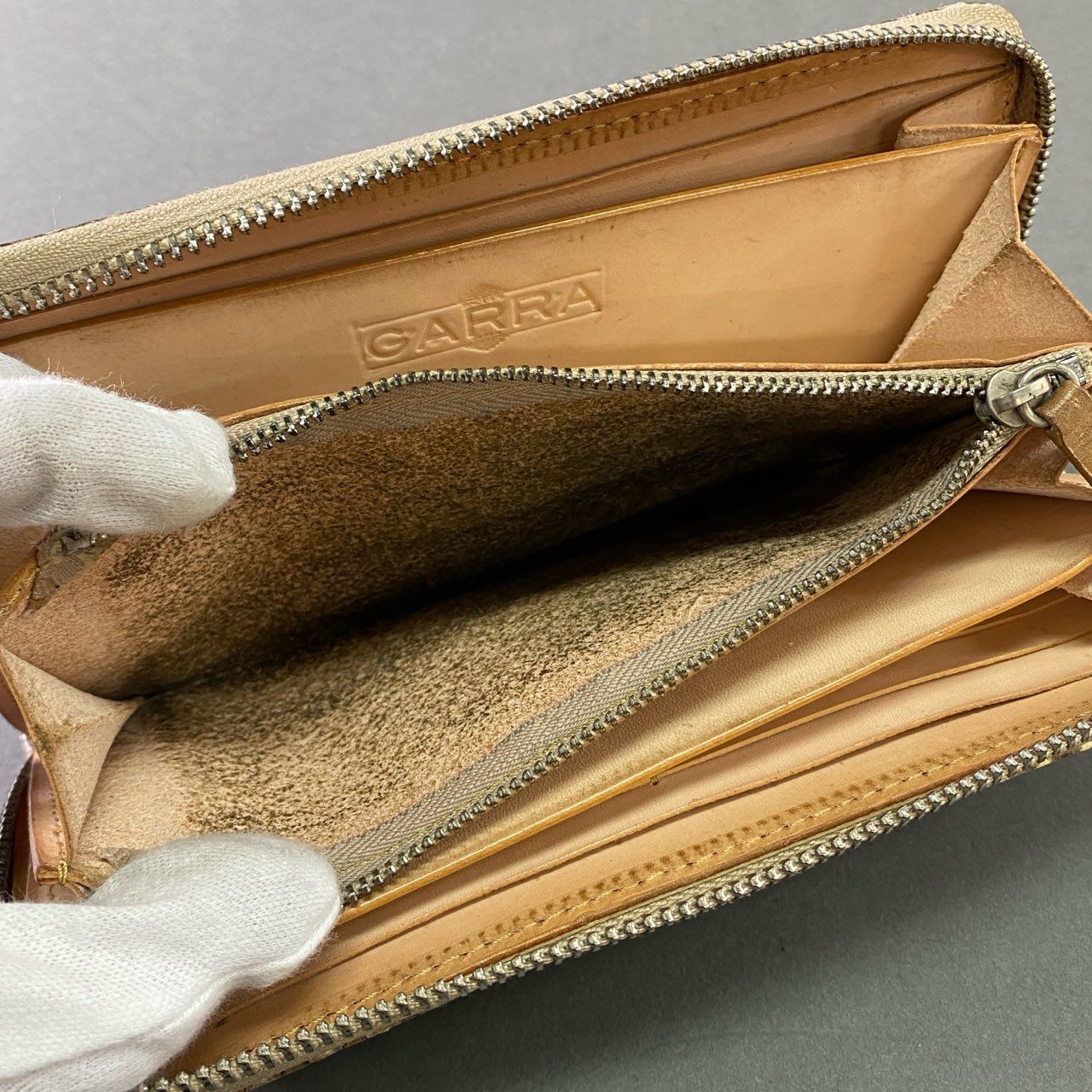 a27 GARRA ガラ ダイヤモンドパイソン 長財布 ラウンドファスナー ヘビ革 ロングウォレット LONG WALLET ベージュ ブラウン レザー ヘビ革