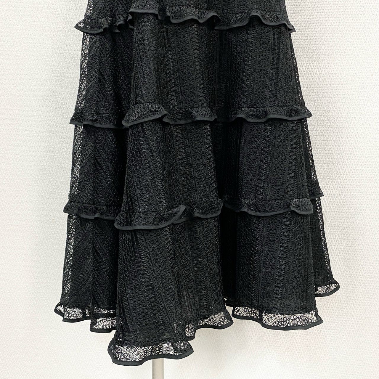 54l25 1《美品》 ADEAM アディアム フォクシー 42794 ハイビスカススカート ロングスカート ティアード サイズ0 ブラック ポリエステル100% レディース 日本製