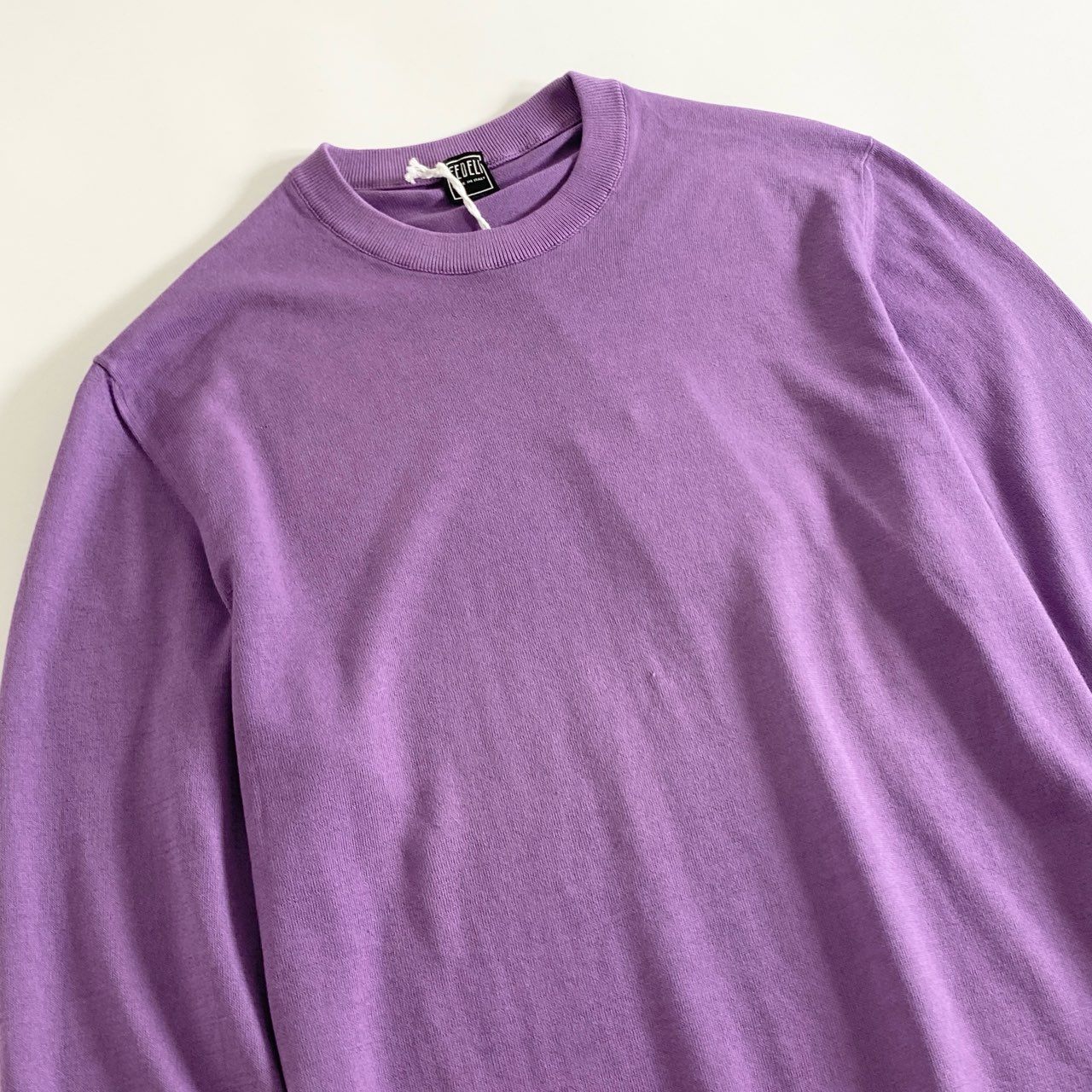 82j4 《極美品》 タグ付 FEDELI フェデーリ スーピマコットン クルーネック ニット セーター Supima Cotton イタリア製 44 パープル コットン