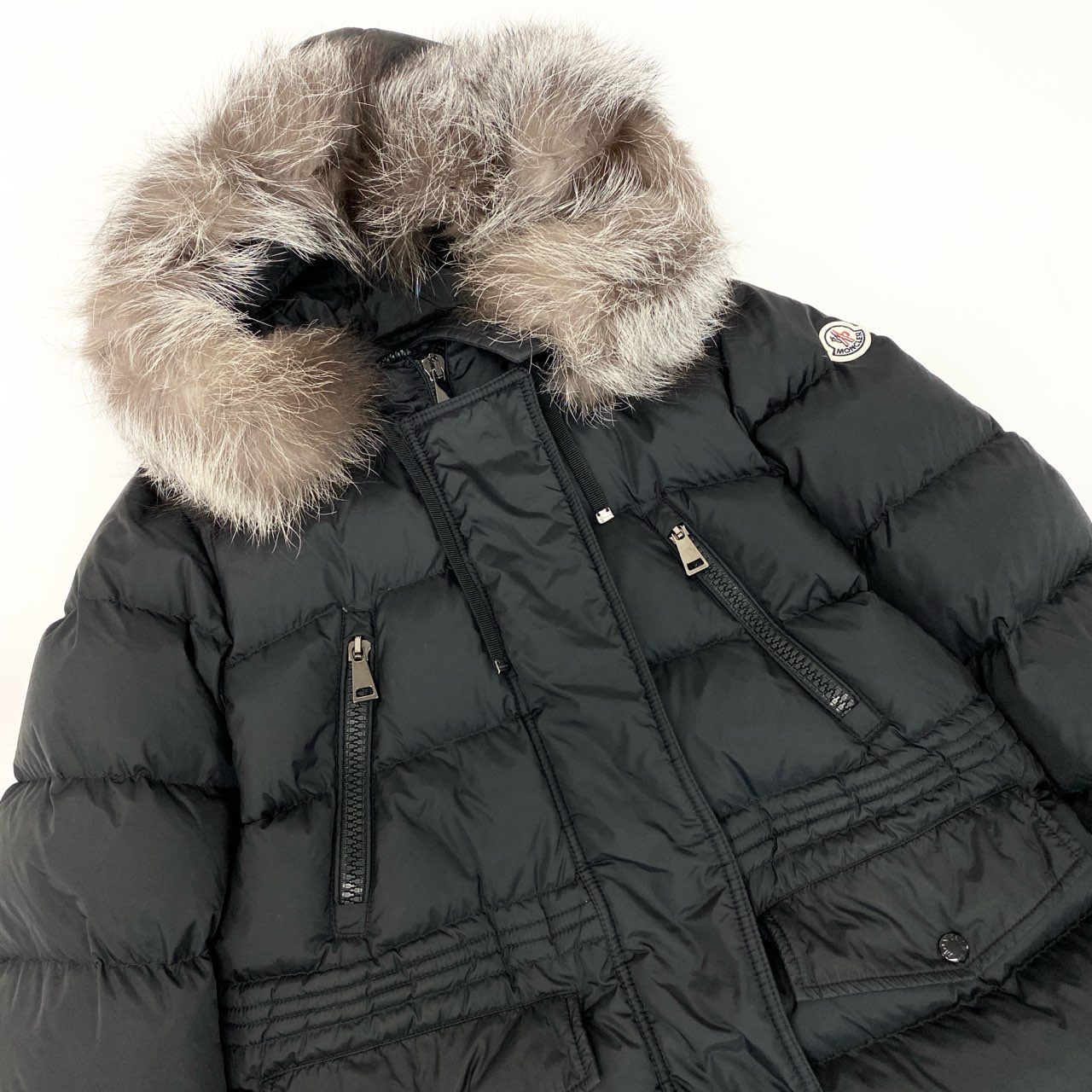 65j9 《美品》 MONCLER モンクレール APHROTI アフロティ ダウンコート I20931B51002 3 ブラック シルバーフォックス ロングダウンジャケット 毛皮t18r