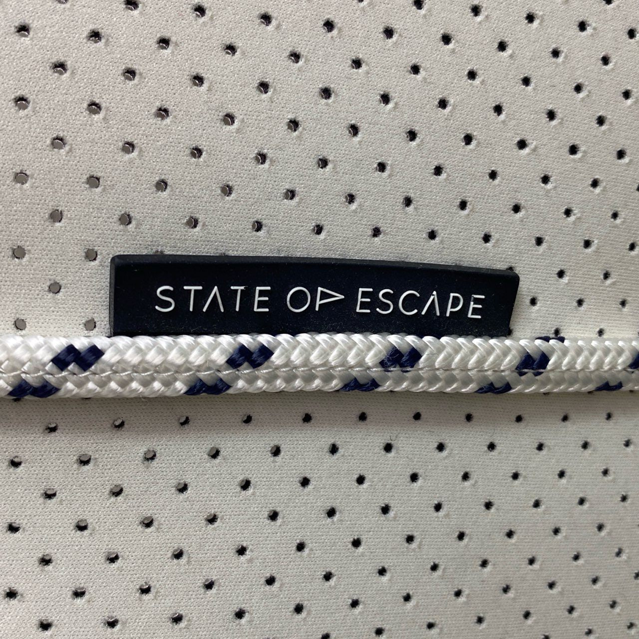 Fc6 STATE OF ESDAPE ステイトオブエスケイプ パンチング トートバッグ ホワイト 大容量 バッグ カバン セーリングロープ