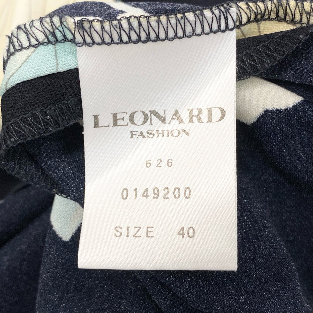 48h15 LEONARD レオナール 長袖カットソー チュニック カンカン素材 花柄プリント 40 ネイビー レディース 日本製u02t