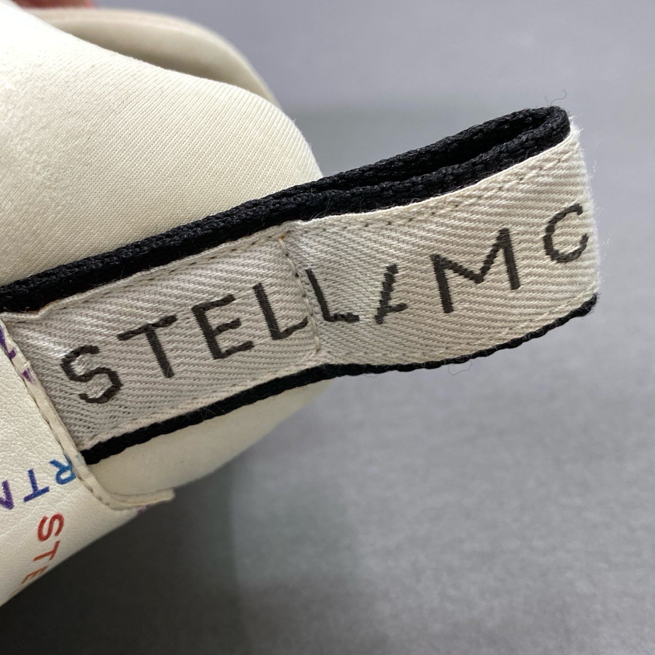 4d21 STELLA McCARTNEY ステラマッカートニー レインボーロゴ レースアップスニーカー 36 ホワイト レザー シューズ 箱付き