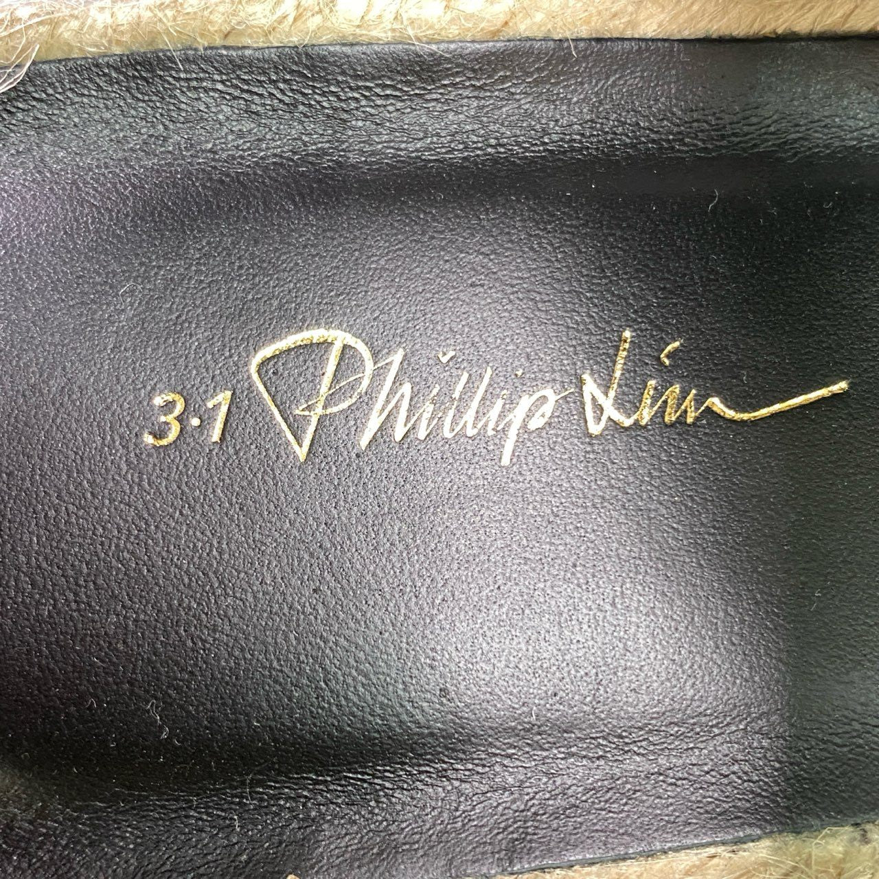 2k11 《美品》 3.1 Phillip Lim フィリップリム Noa クロコ型押し ウェッジソール ストラップ フラットサンダル 38 約25cm ブラック シューズ イタリア製