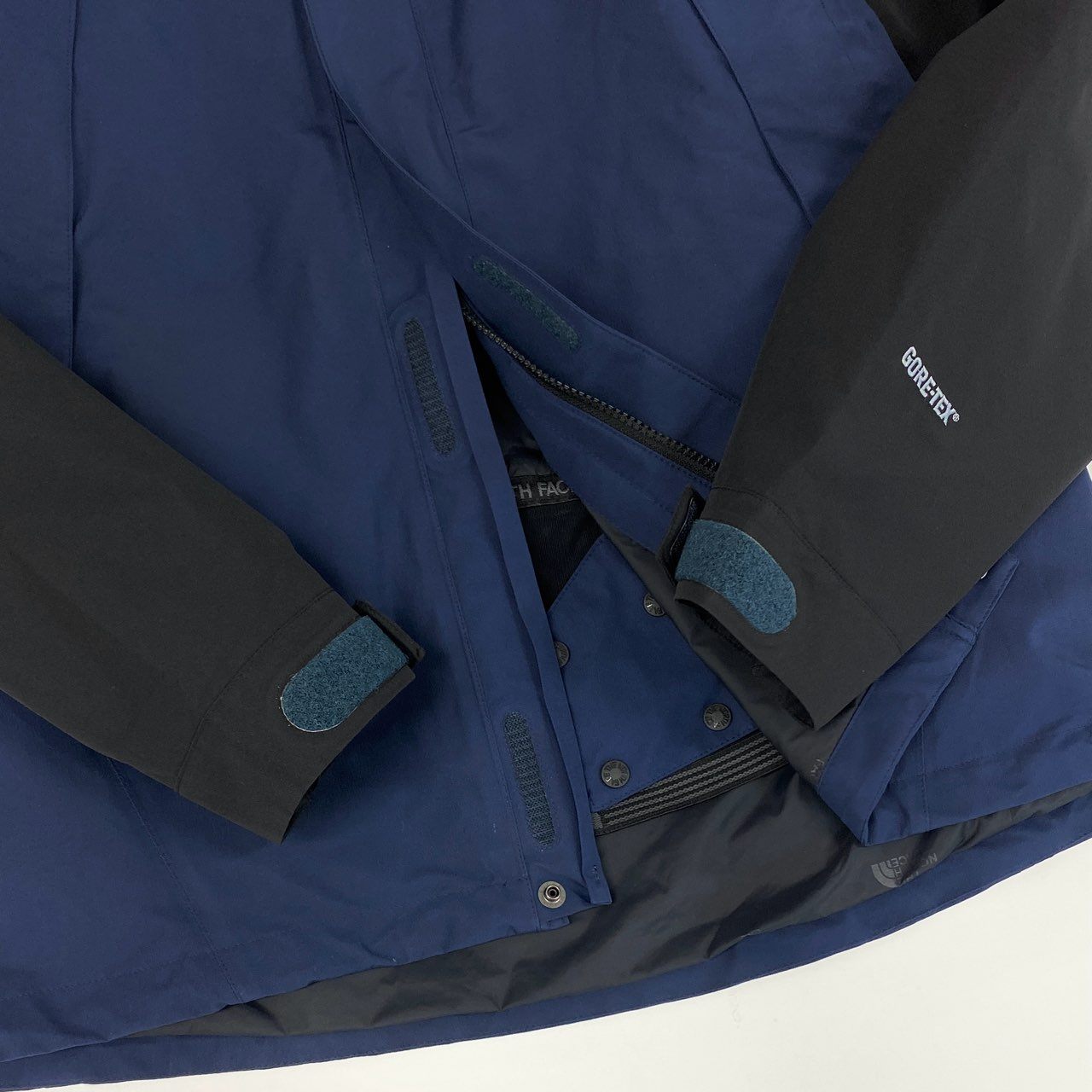 33f18 《新品保管品》 THE NORTH FACE ザ ノースフェイス MOUNTAIN JACKET マウンテンジャケット パーカー GORE-TEX ゴアテックス NP61540 サイズXL ブルー ブラック ナイロン メンズ 紳士服