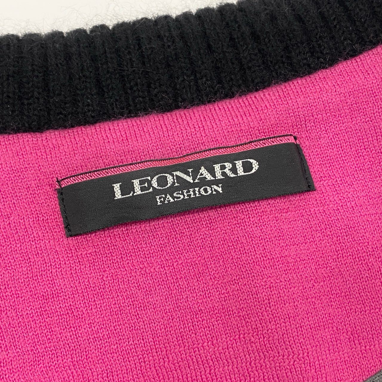 2f6 LEONARD FASHION レオナール ファッション ハイネック ウールジャケット 日本製 プリント 2 ブラック ピンク