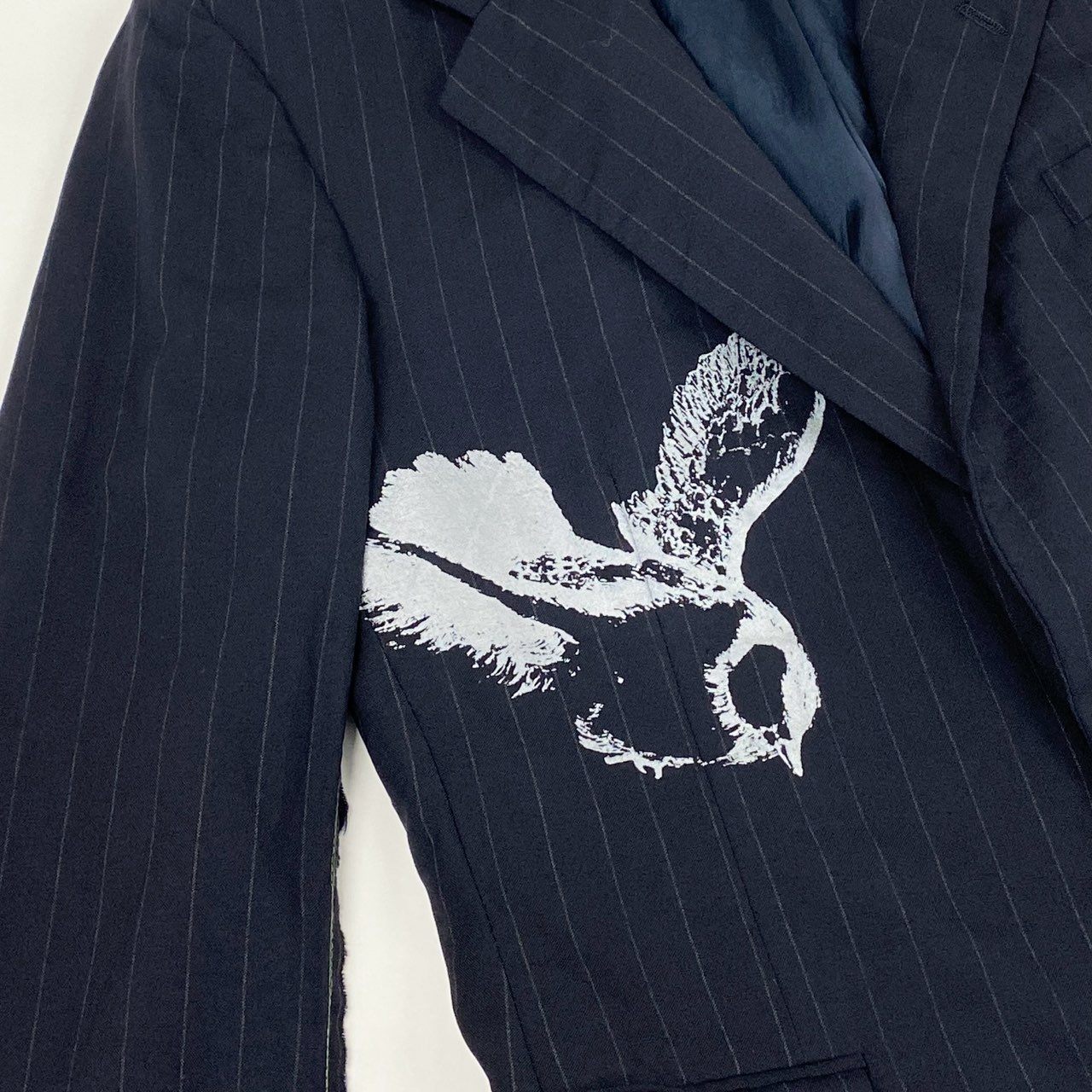 4c28 【新品保管品】 LIBERTINE リバティーン タグ付き テーラードジャケット ストライプ BARNEYS NEWYORK バーニーズニューヨーク 切りっぱなし 06011 00 ダークグレー
