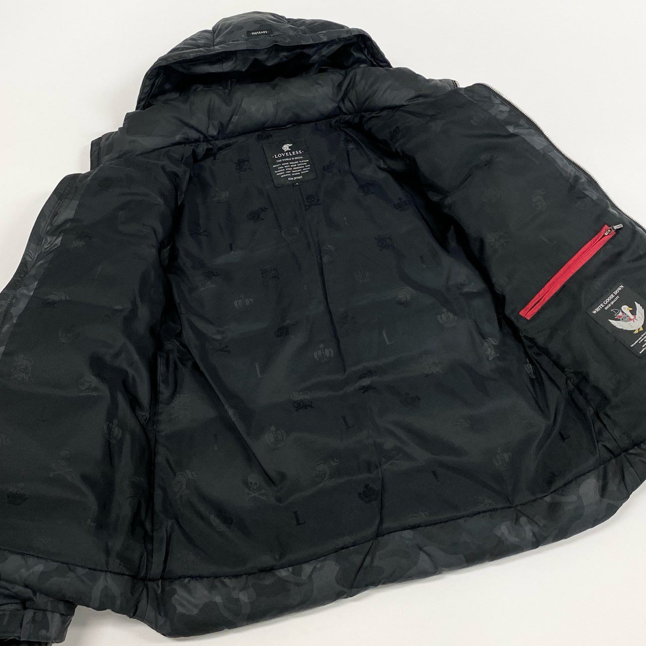 16j20 LOVELESS ラブレス カモフラージュ フーデッド ダウンジャケット S ブラック WHITE GOOSE DOWN ワンポイント刺繍t18r