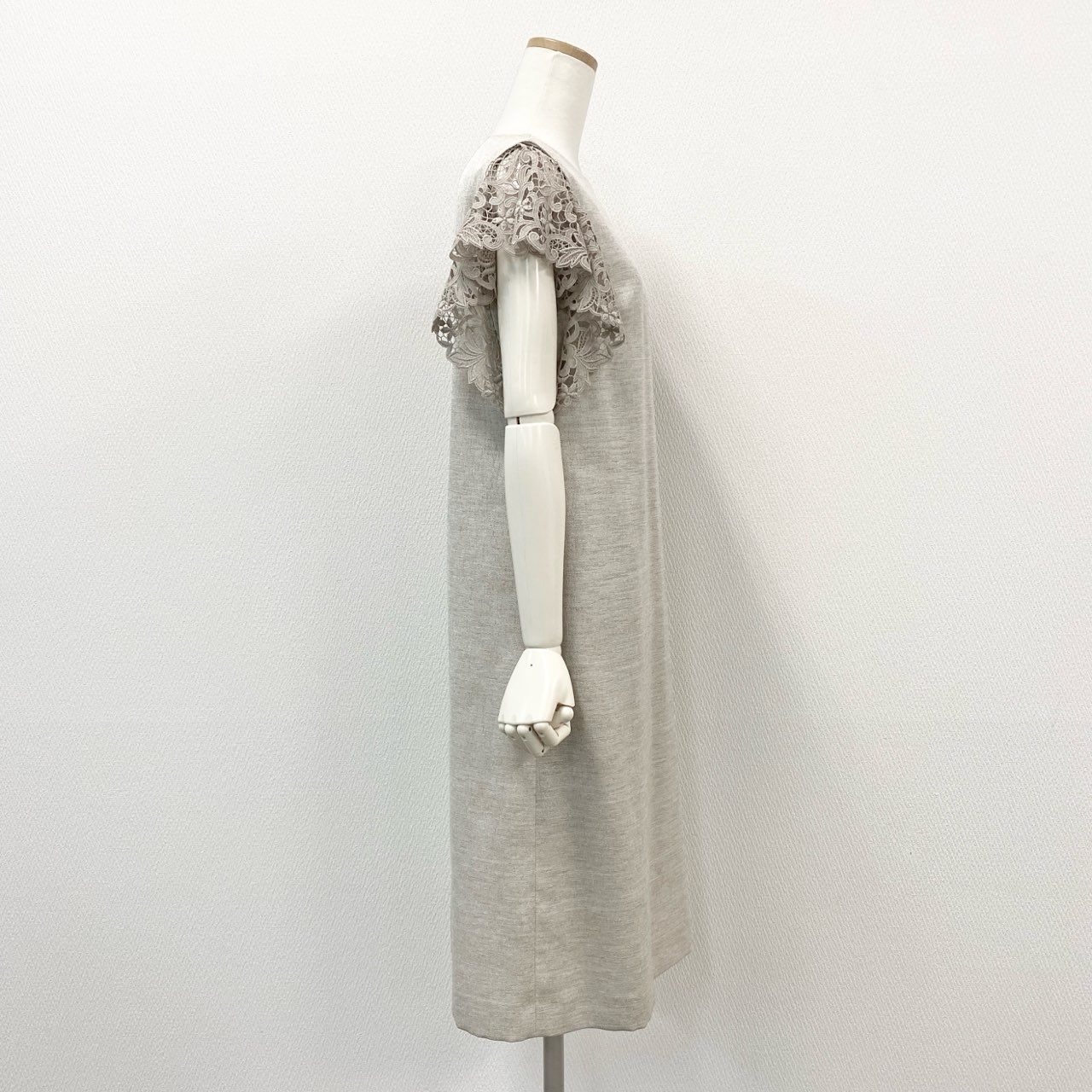 64d30 《極美品》 NEMIKA ネミカ レリアン 半袖ワンピース ロングワンピース 袖レース切替 サイズ11号 ベージュ ポリエステル100% レディース 日本製
