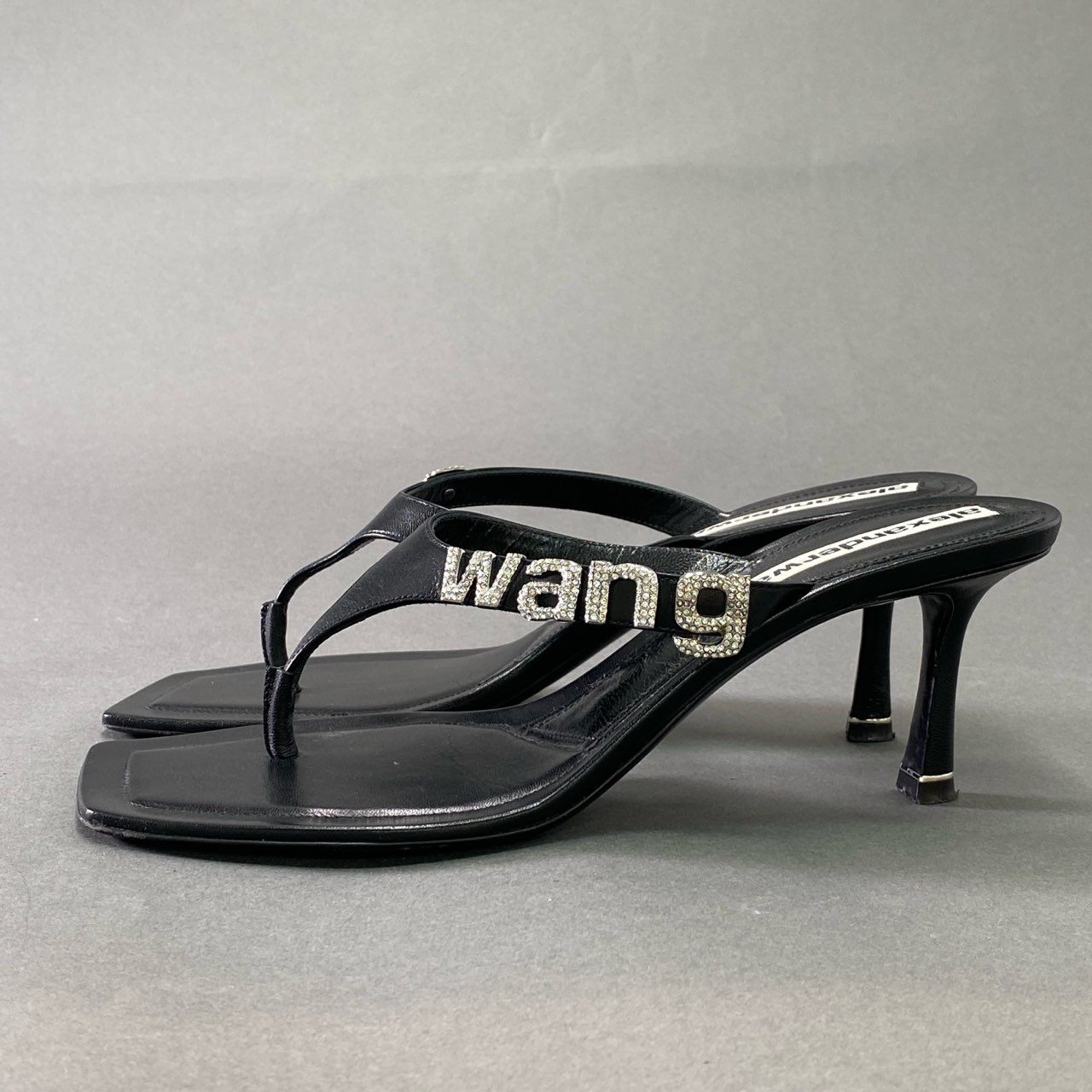 5j10 alexander wang アレキサンダーワン ラインストーンロゴ ヒール トングサンダル 39 ブラック レザー シューズ イタリア製
