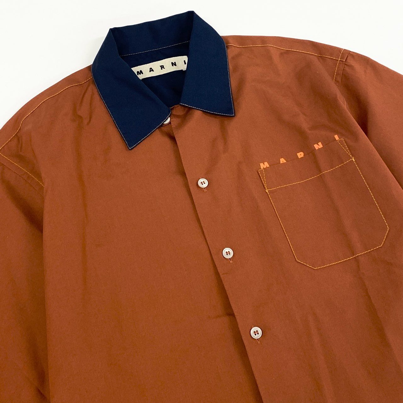 48e12 MARNI マルニ コットンポプリンオープンカラー S/S ロゴシャツ 半袖シャツ ボックスシルエット CUMU0213P2 46 テラコッタ ブラウン系