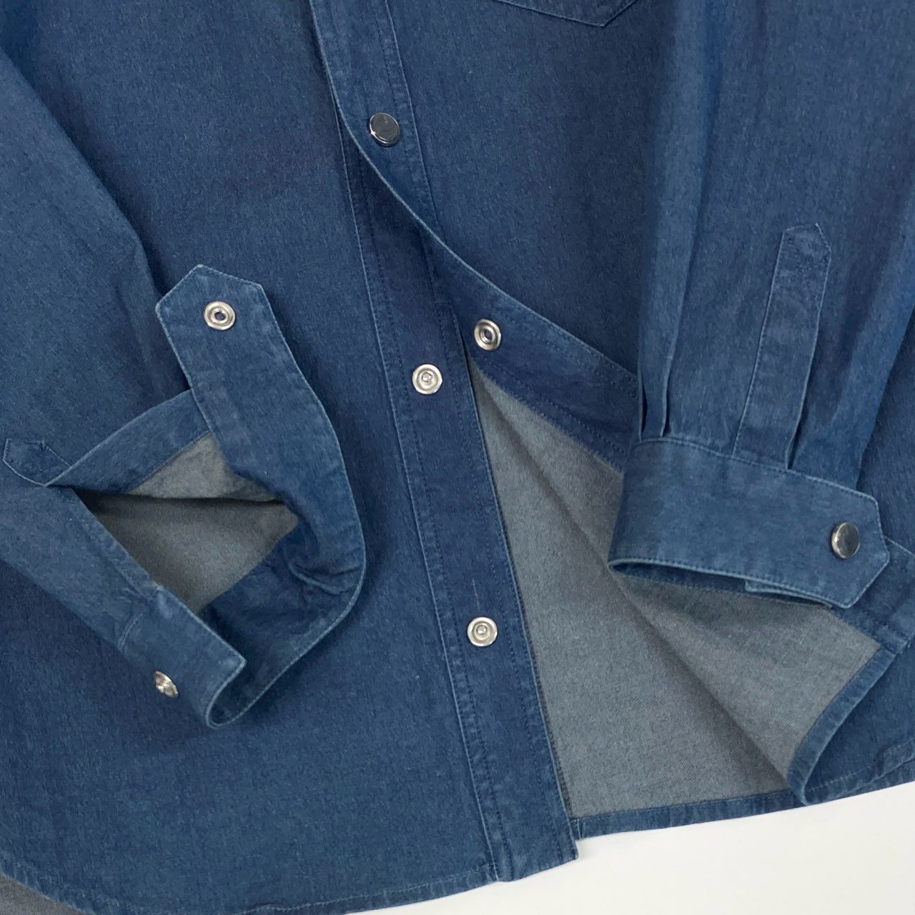 68j15 Loro Piana ロロピアーナ デニムシャツ 長袖シャツ トップス 胸ポケット 46サイズ インディゴ キッズ メンズu02t
