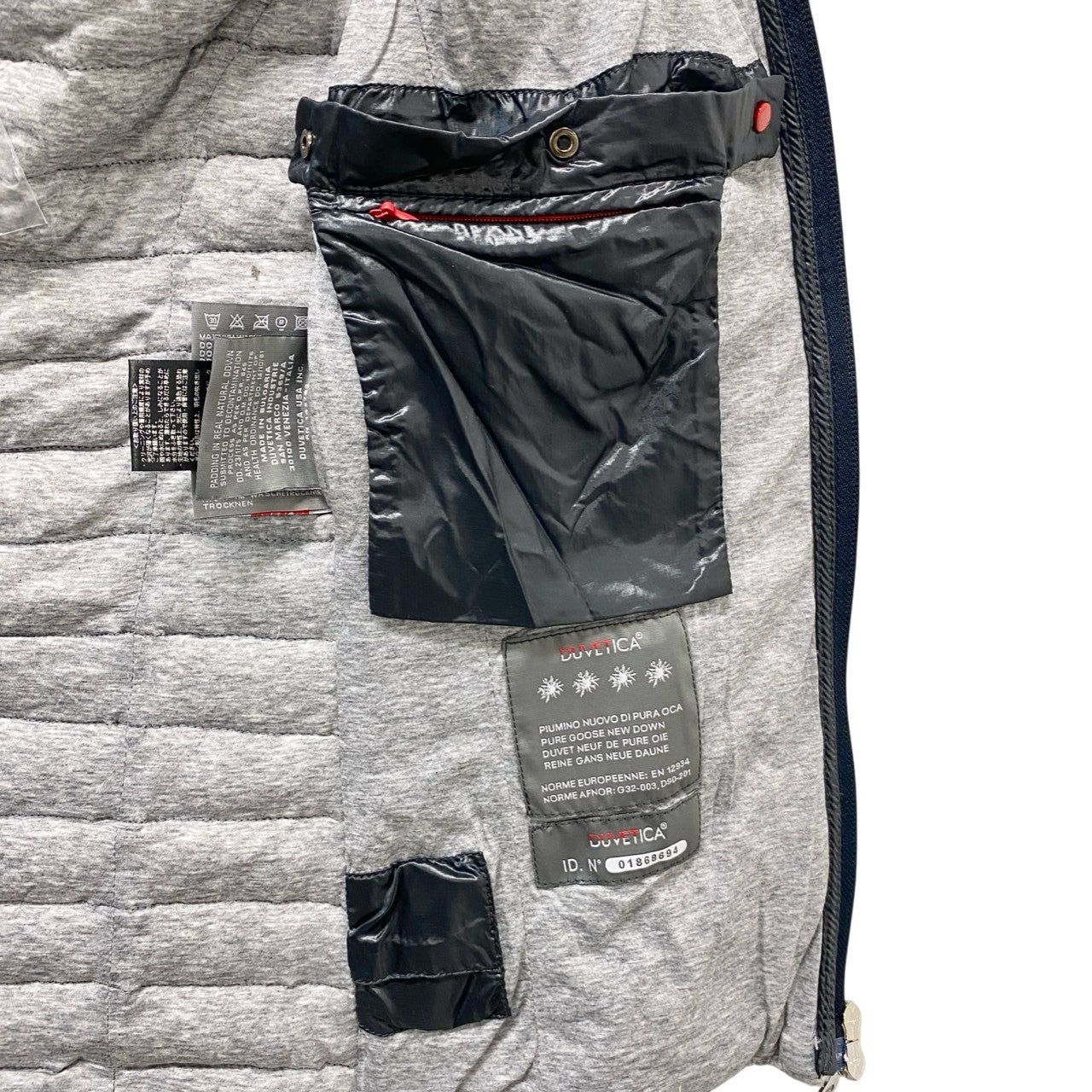 9b18【美品】DUVETICA ドュベティカ filira フーディーダウンベスト ナイロンダウンジャケット アウター 2276.00/1091 40サイズ ブラック レディースu02t