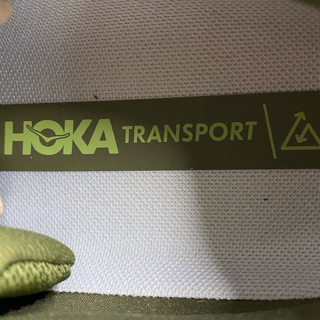 8f6 《未使用保管品》 HOKA ONEONE ホカオネオネ M TRANSPORT トランスポート スニーカー 1123153 28cm グリーン シューズ タグ付き
