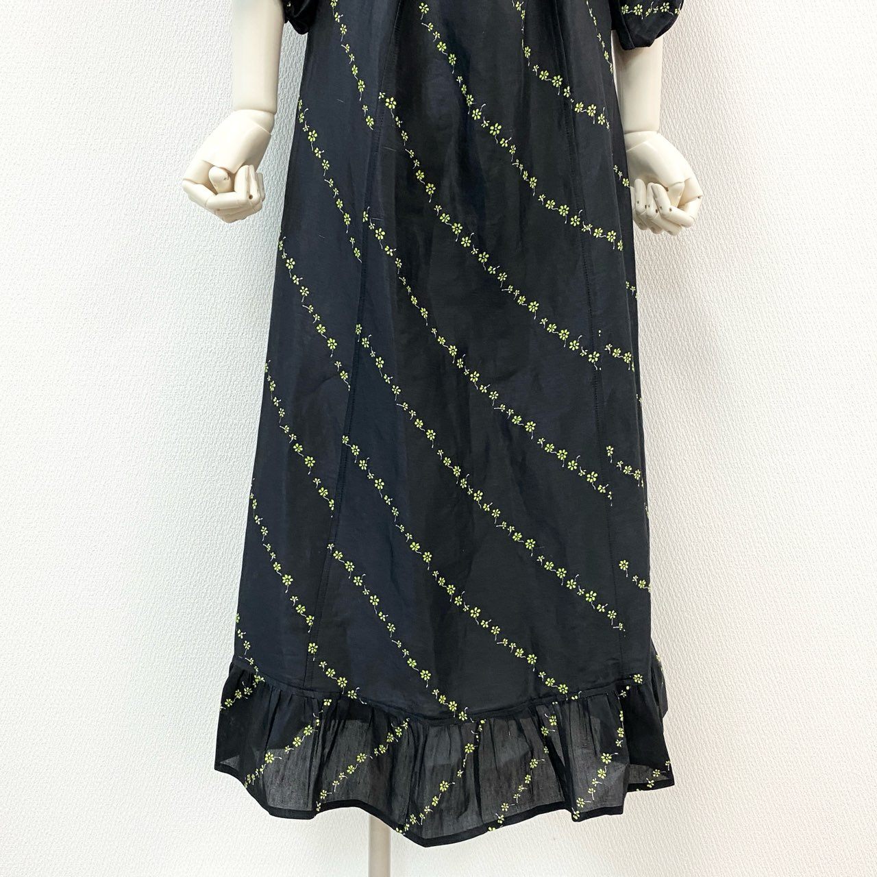82d4 《未使用品》 GANNI ガニー LONG DAY DRESS フローラル ドレスワンピース F3484 36 ブラック 花柄 フラワー タグ付き