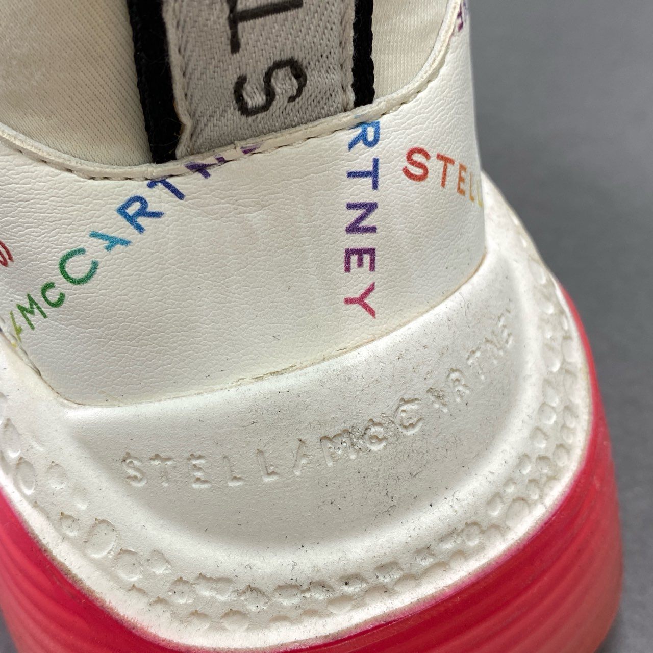 4d21 STELLA McCARTNEY ステラマッカートニー レインボーロゴ レースアップスニーカー 36 ホワイト レザー シューズ 箱付き