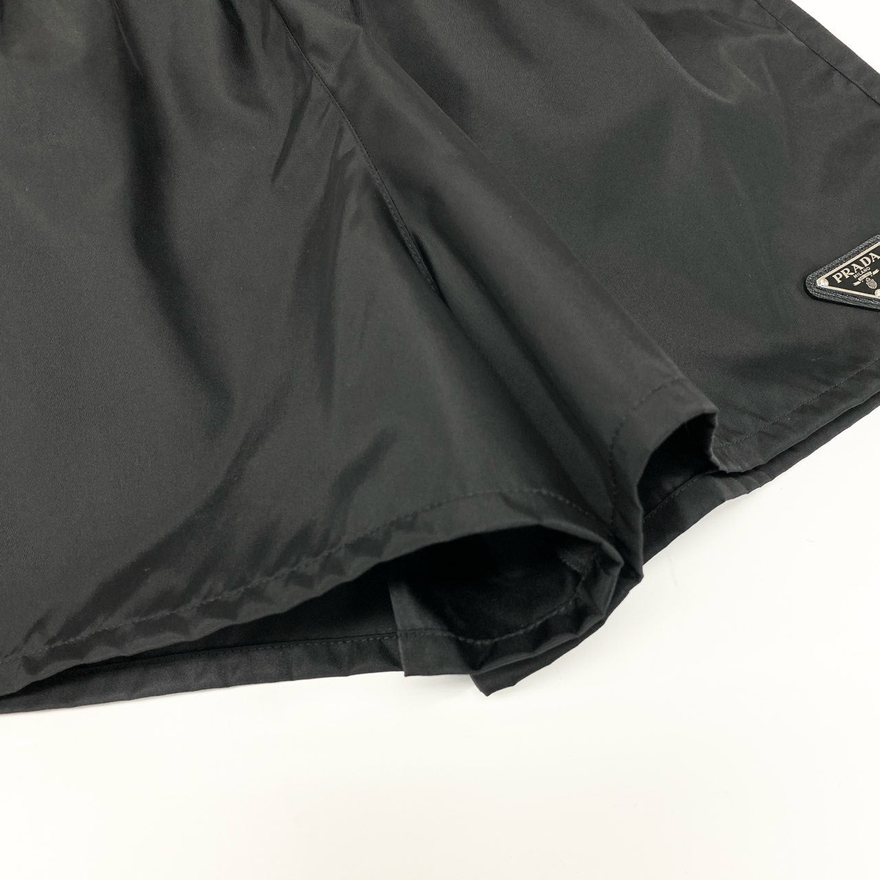 73j28 PRADA プラダ Re-Nylon クロップド セットアップ 292101 / 22C757 38 ブラック ブルゾンジャケット ショートパンツt18r