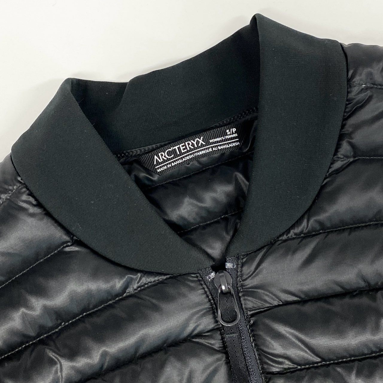 40h24 《美品》ARC’TERYX アークテリックス nexis jacket ネクシスジャケット ダウンジャケット アウター Sサイズ ブラック レディース 女性用k02i