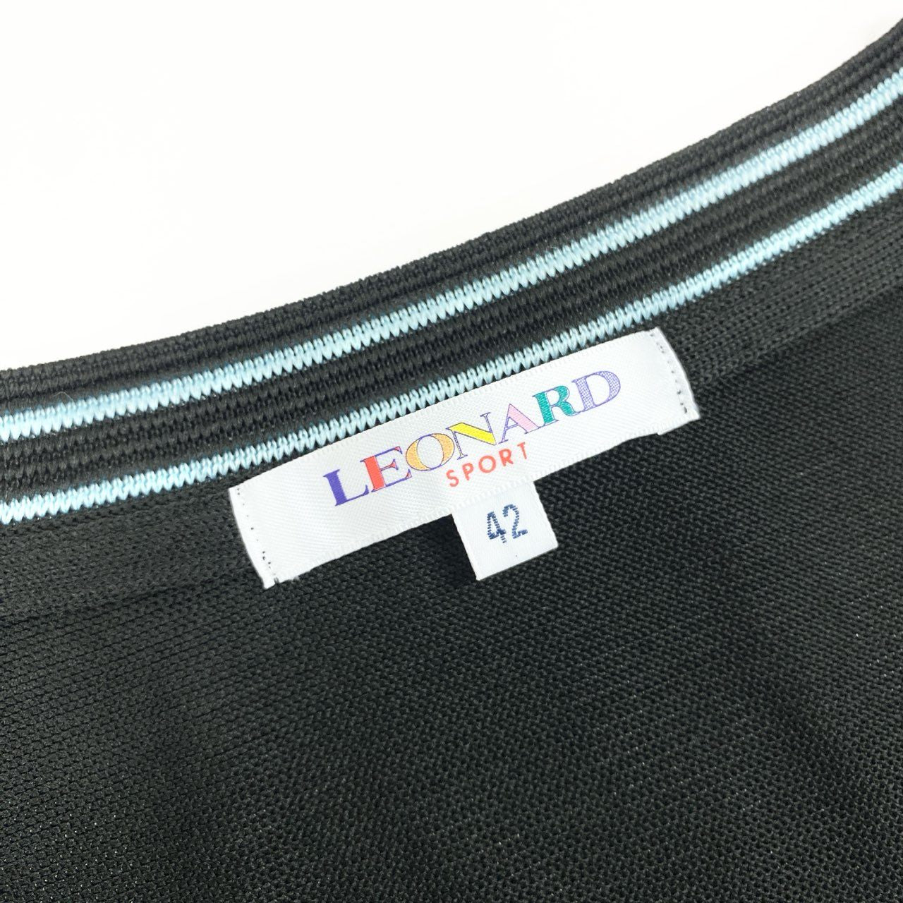 67g21-4 《美品》 LEONARD レオナール カンカン素材切替 薄手ニット セーター 7分袖 美しいプリント サイズ42 ブラック マルチカラー レディース 日本製