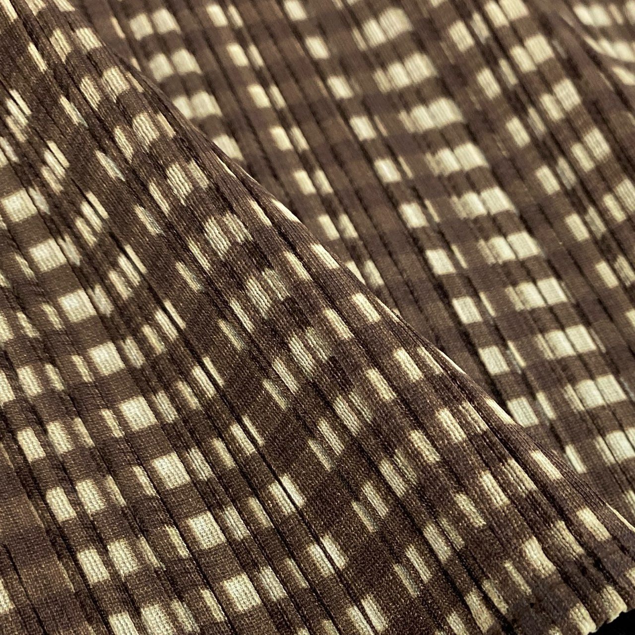 14j3 《美品》 PLEATS PLEASE ISSEY MIYAKE プリーツプリーズイッセイミヤケ 日本製 チェック柄 ノースリーブプリーツカットソー トップス PP61-JK900 F フリーサイズ ブラウン系 レディースo07t