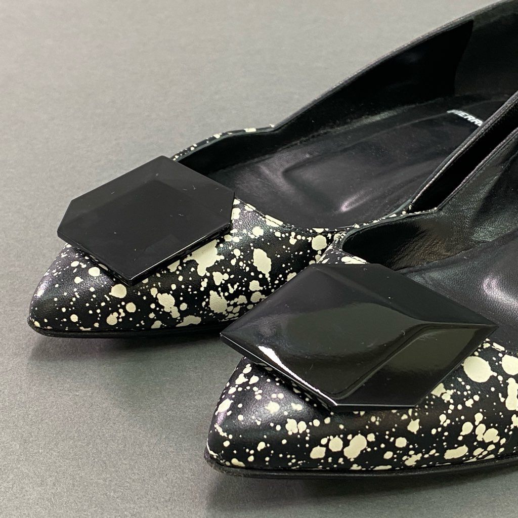 1d7 PIERRE HARDY ピエールアルディ CALF KID METAL フラットパンプス バレエシューズ ポインテッドトゥ レディース メタルブラック