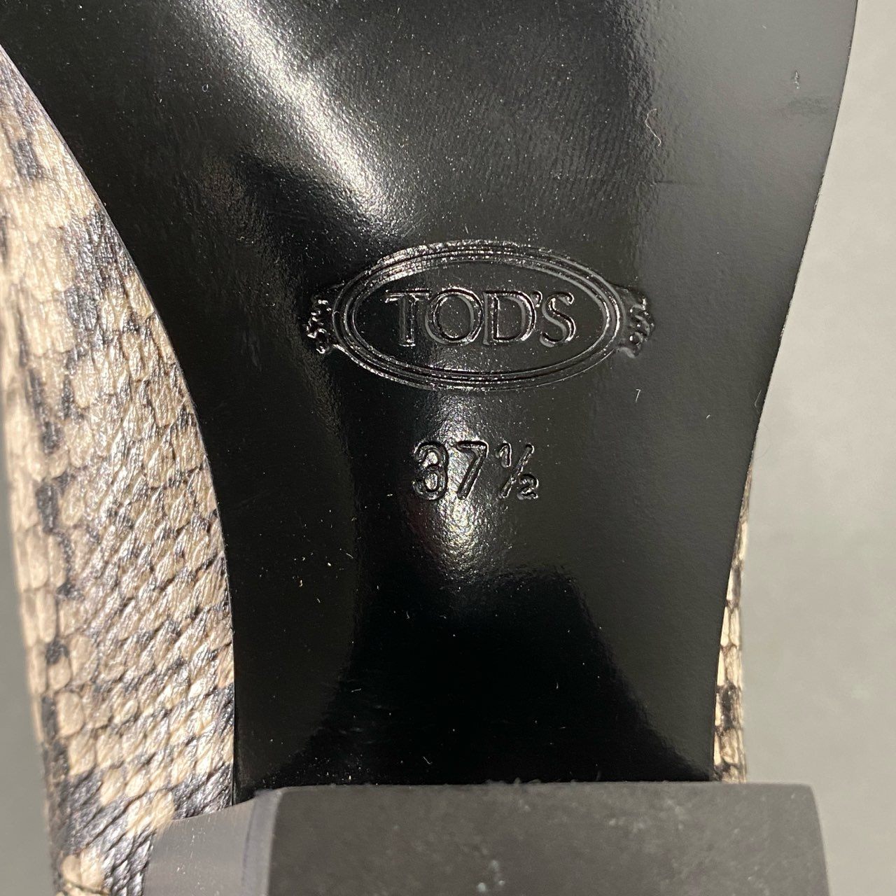 3i27 《美品》 TOD'S トッズ イタリア製 パイソン ウエスタンショートブーツ チャンキーヒール 37 1/2 ベージュ