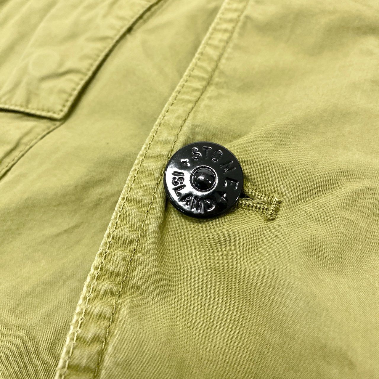 41h24 STONE ISLAND ストーンアイランド フィールドジャケット テーラードジャケット ミリタリ ワッペン付き XS カーキ コットン メンズo07t