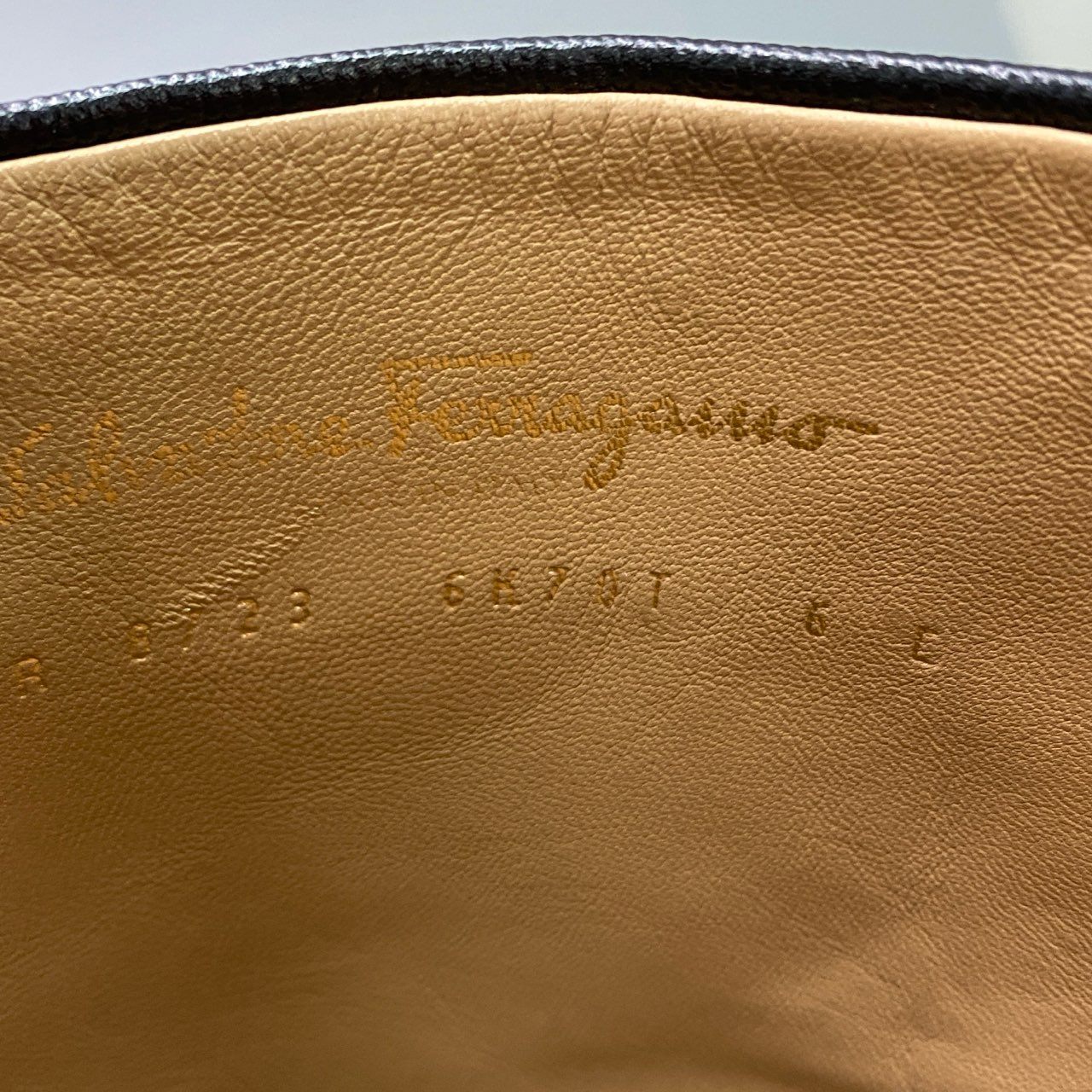 3f23 《美品》 Salvatore Ferragamo サルヴァトーレフェラガモ ガンチーニ ロングブーツ 6 ブラック レザー 本革 シューズ 女性靴
