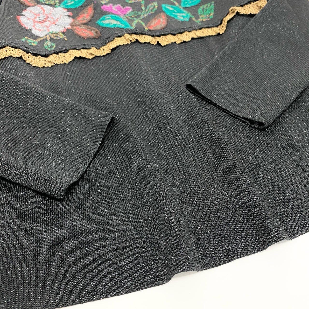 14j10 《美品》TOYOKO SAITO サイトウトヨコ 斎藤都世子 ニットセットアップ パンツセットアップ 花柄刺繍 ラメ ブラック レディースo07t