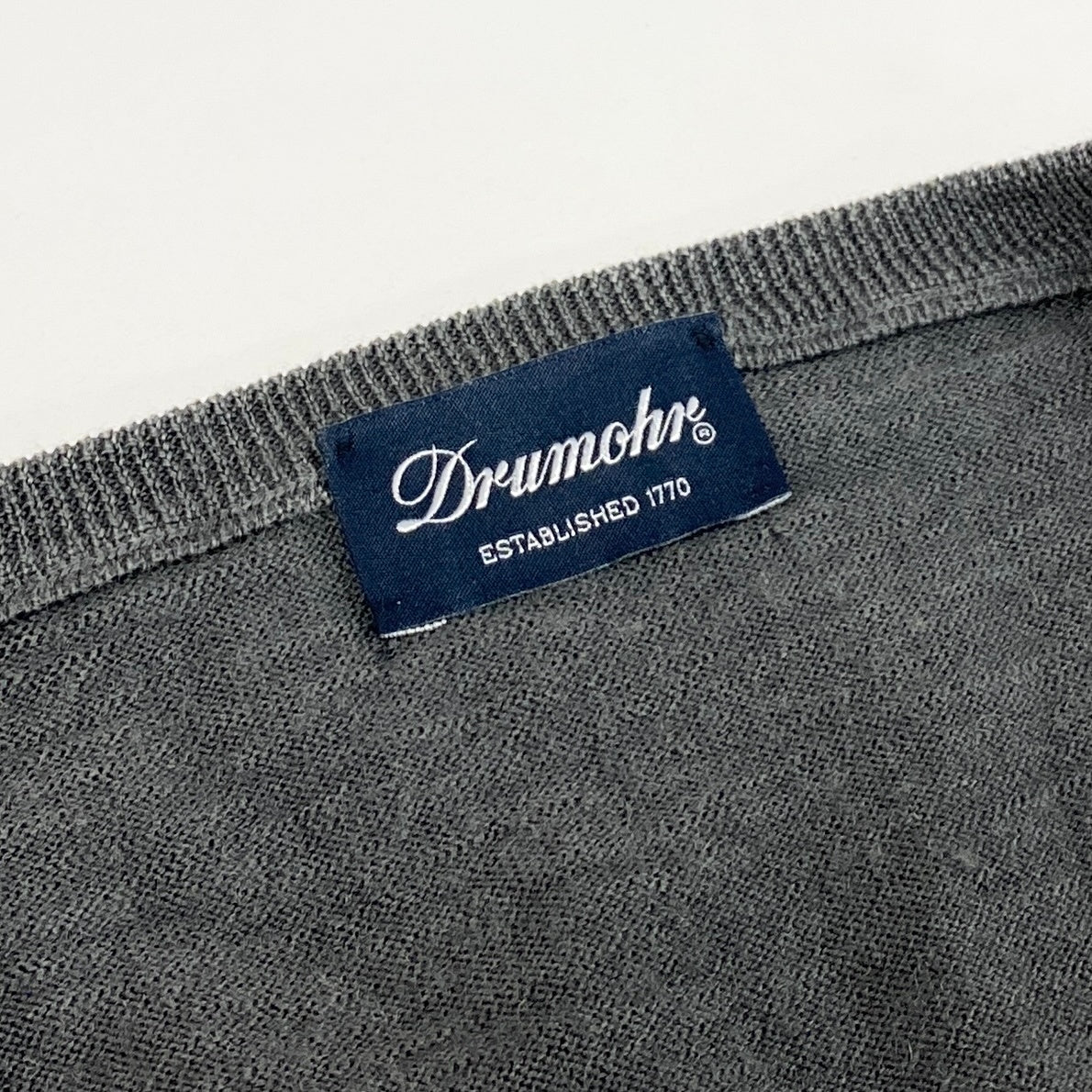 30h29 Drumohr ドルモア Vネックニット ウールニット セーター トップス イタリア製 46サイズ グレー メンズ 男性用u02t