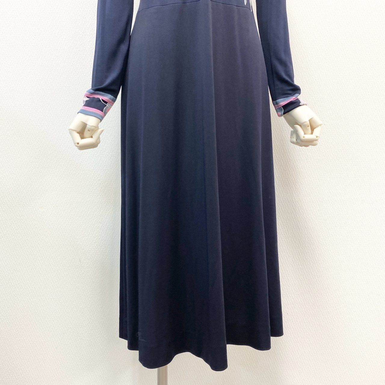 18j17 LEONARD レオナール ロングワンピース 長袖ワンピース 花柄 シルク 2サイズ ネイビー ピンク レディースu02t