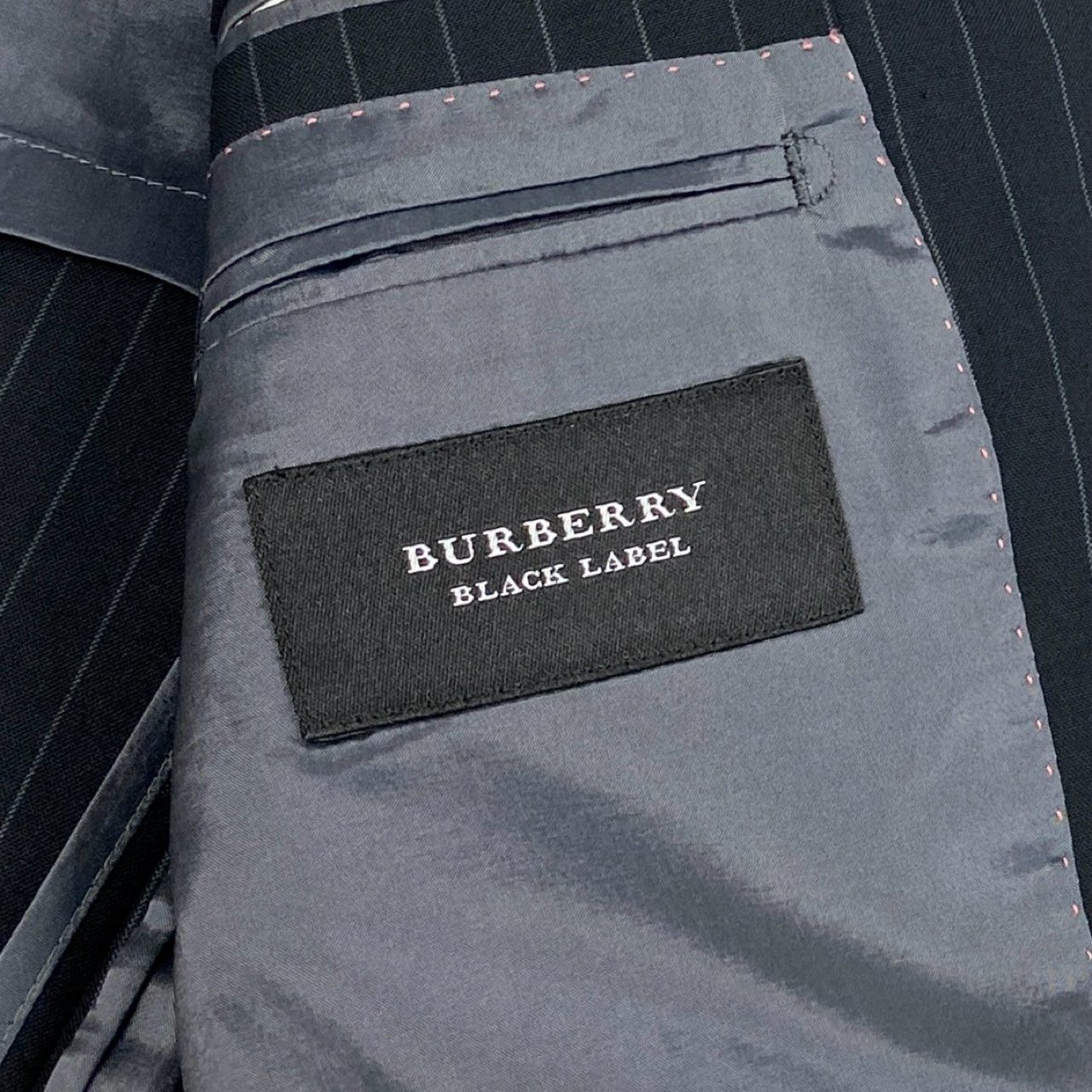 83i3 BURBERRY バーバリー セットアップスーツ テーラードジャケット スラックスパンツ ストライプ ビジネス フォーマル 40 ブラック ダークグレー メンズo07t
