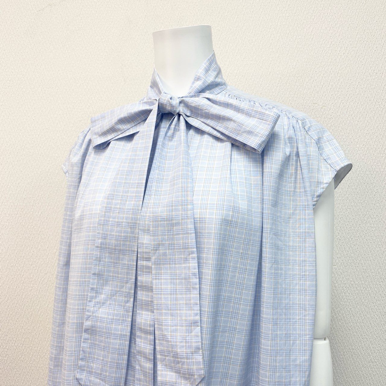 10j31 《美品》 Drawer ドゥロワー コットンチェックギャザーブラウス ノースリーブトップス 6521-299-0781 サイズ36 ライトブルー コットン100% レディース ユナイテッドアローズ 日本製