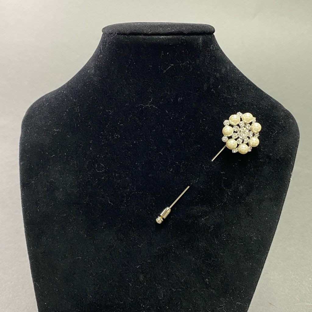 1e13 《美品》 FOXEY フォクシー ピンブローチ 小物 パール ラインストーン ビジュー シルバー レディース
