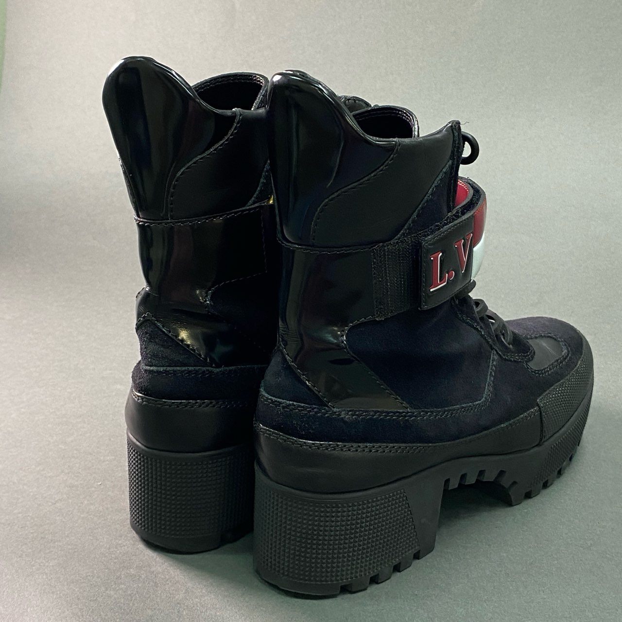 1f27 《美品》 LOUIS VUITTON ルイヴィトン ローリエートライン LVベルト レースアップブーツ 39 ブラック レザー シューズ