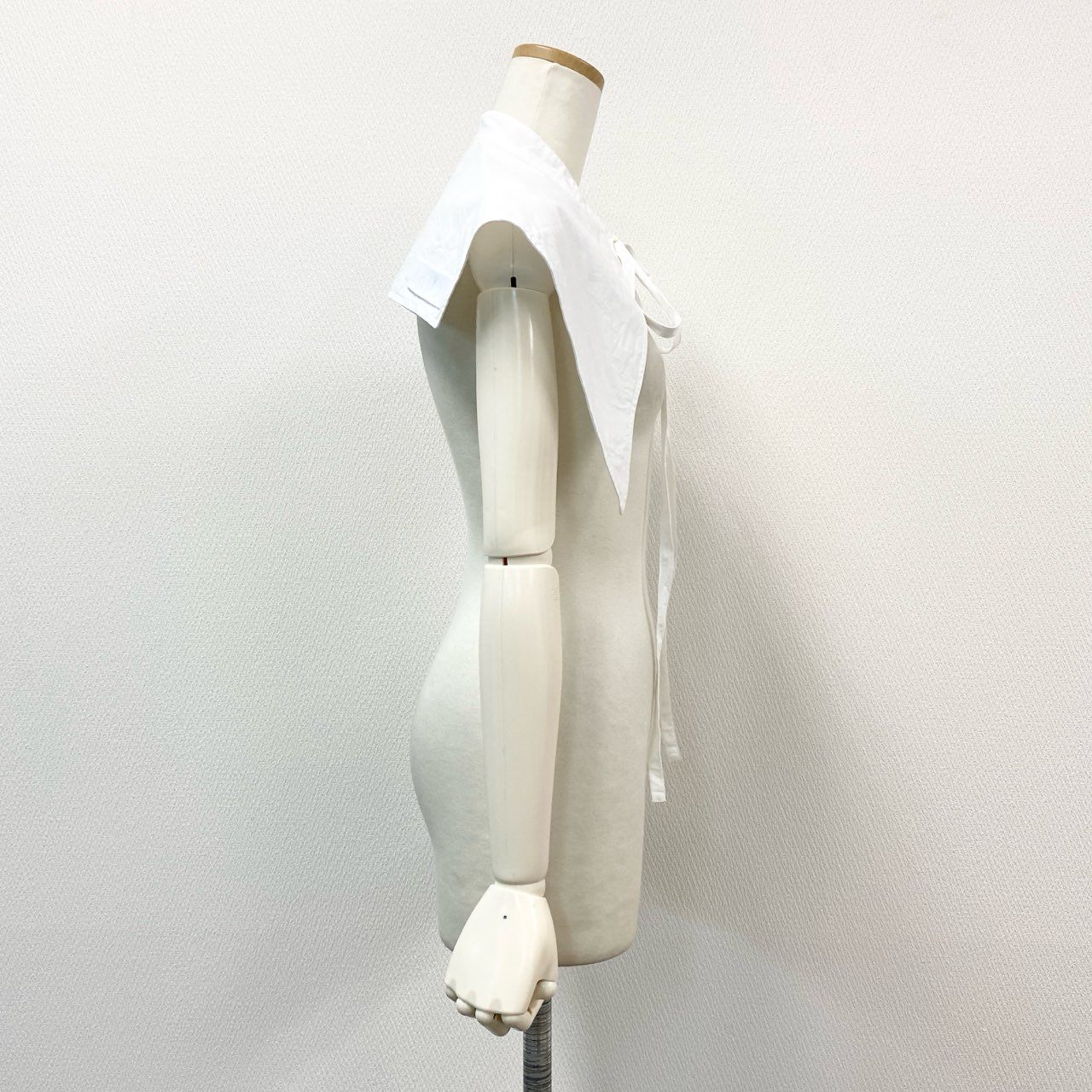 54d8 《美品》 PATOU パトゥ コットンカラー 付け襟 ロゴプレート ホワイト コットン100% レディース