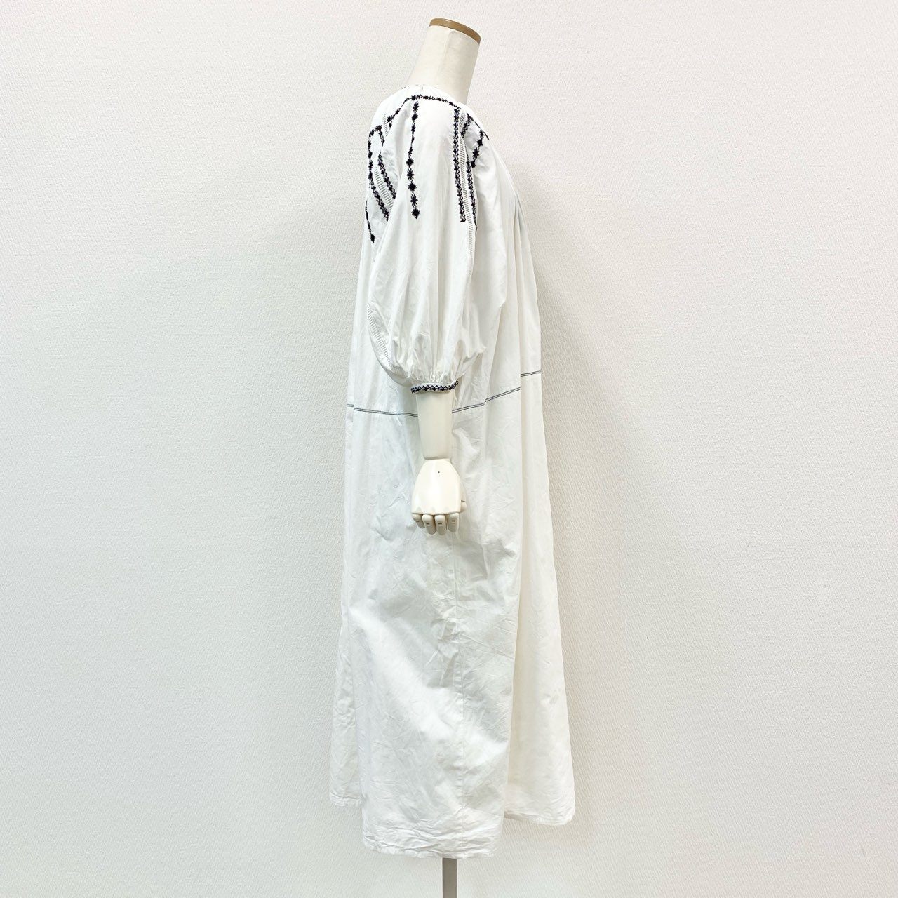 48e12 CLANE クラネ SMOCK EMBROIDERY ONEPIECE エンブロイダリー 半袖ワンピース ドレス スモック 刺繍 10112-5262 1 ホワイト コットン