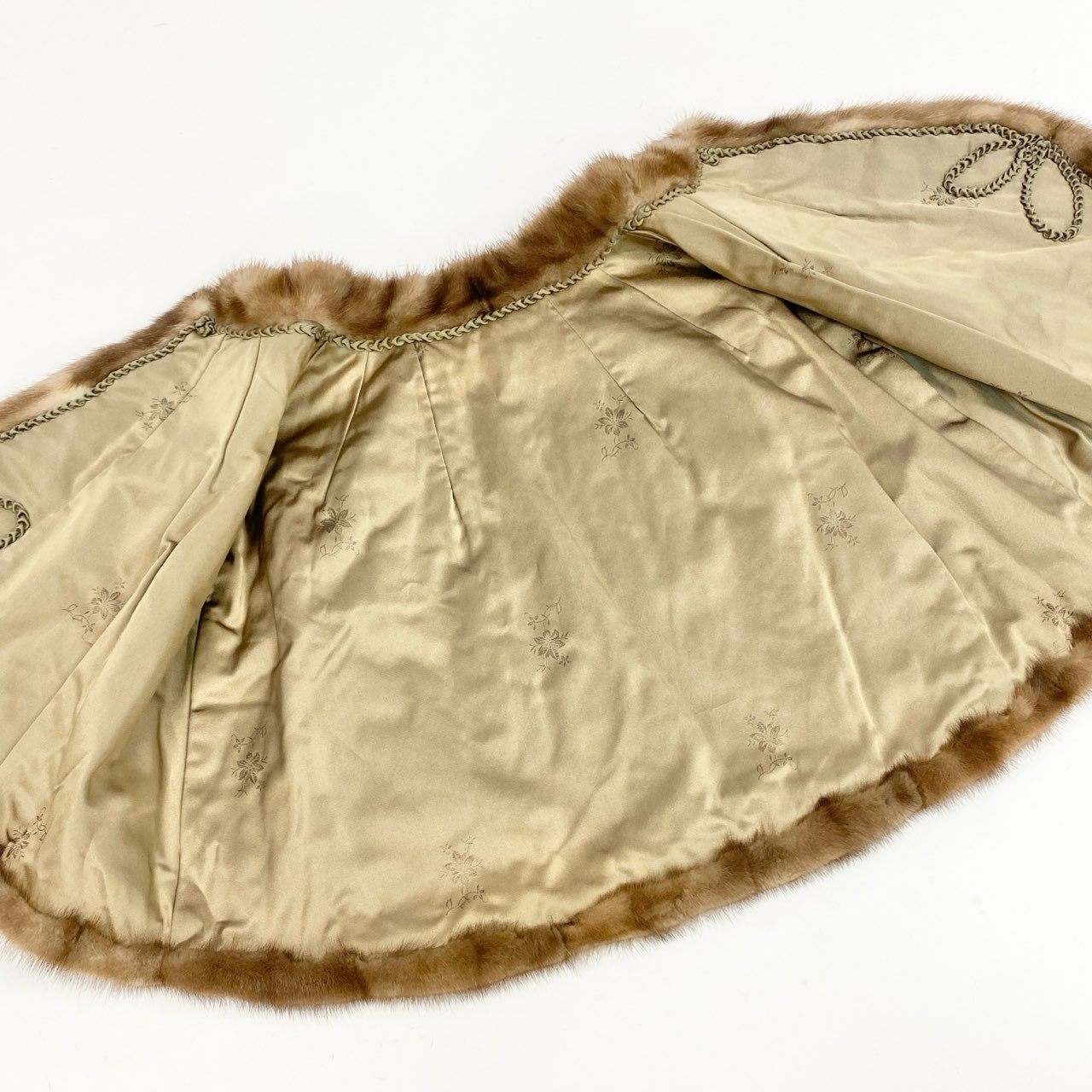 70l1《本毛皮》 パステルミンク ポンチョ ケープ ミンクファー リアルファー 裏地花柄 MINK FUR レディース free ライトブラウン系u02t